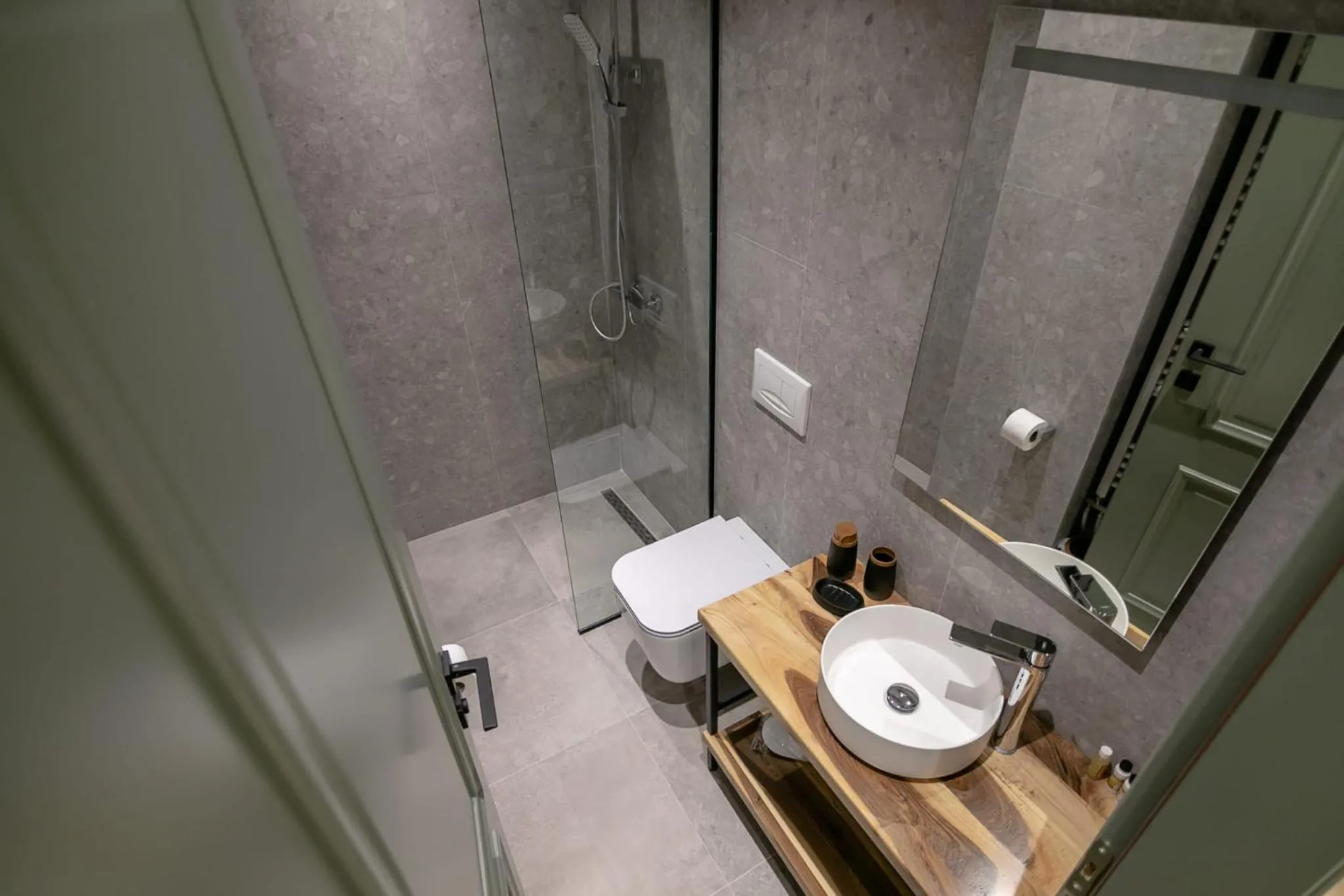 Elegance Boutique Hotel