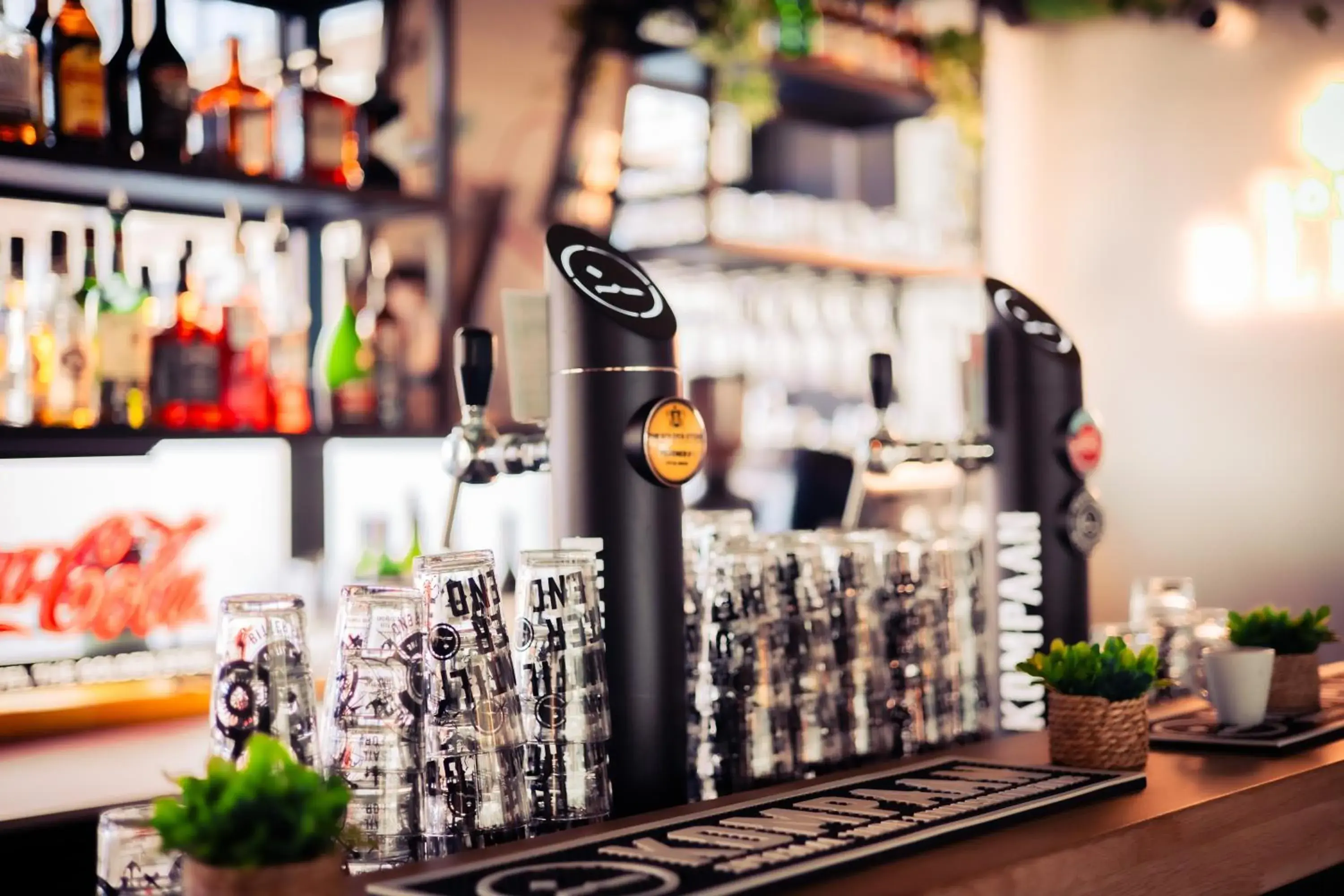 Restaurant/places to eat in Urban Hotel The Golden Stork Restaurant/places to eat in Urban Hotel The Golden Stork