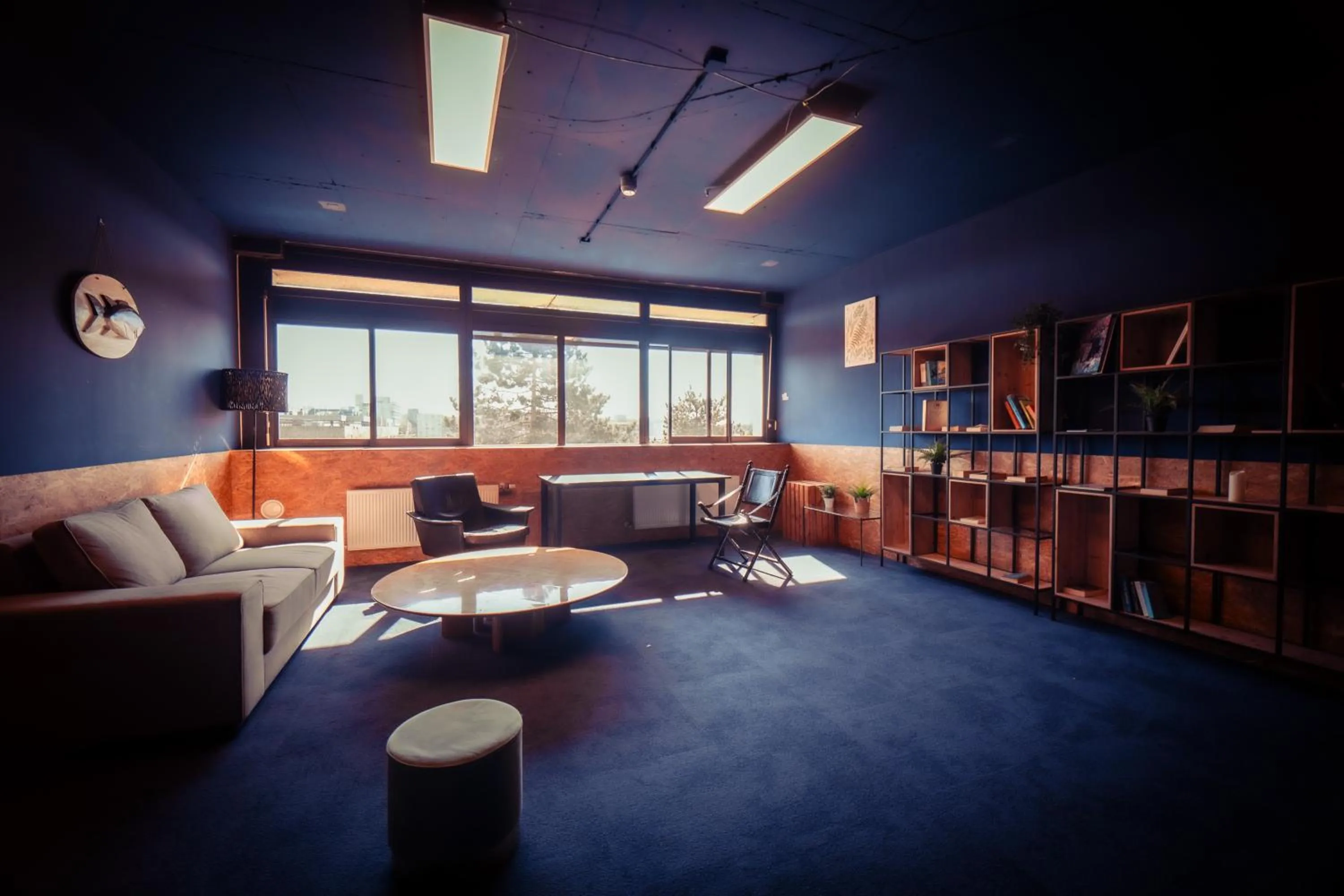 Communal kitchen in Urban Hotel The Golden Stork