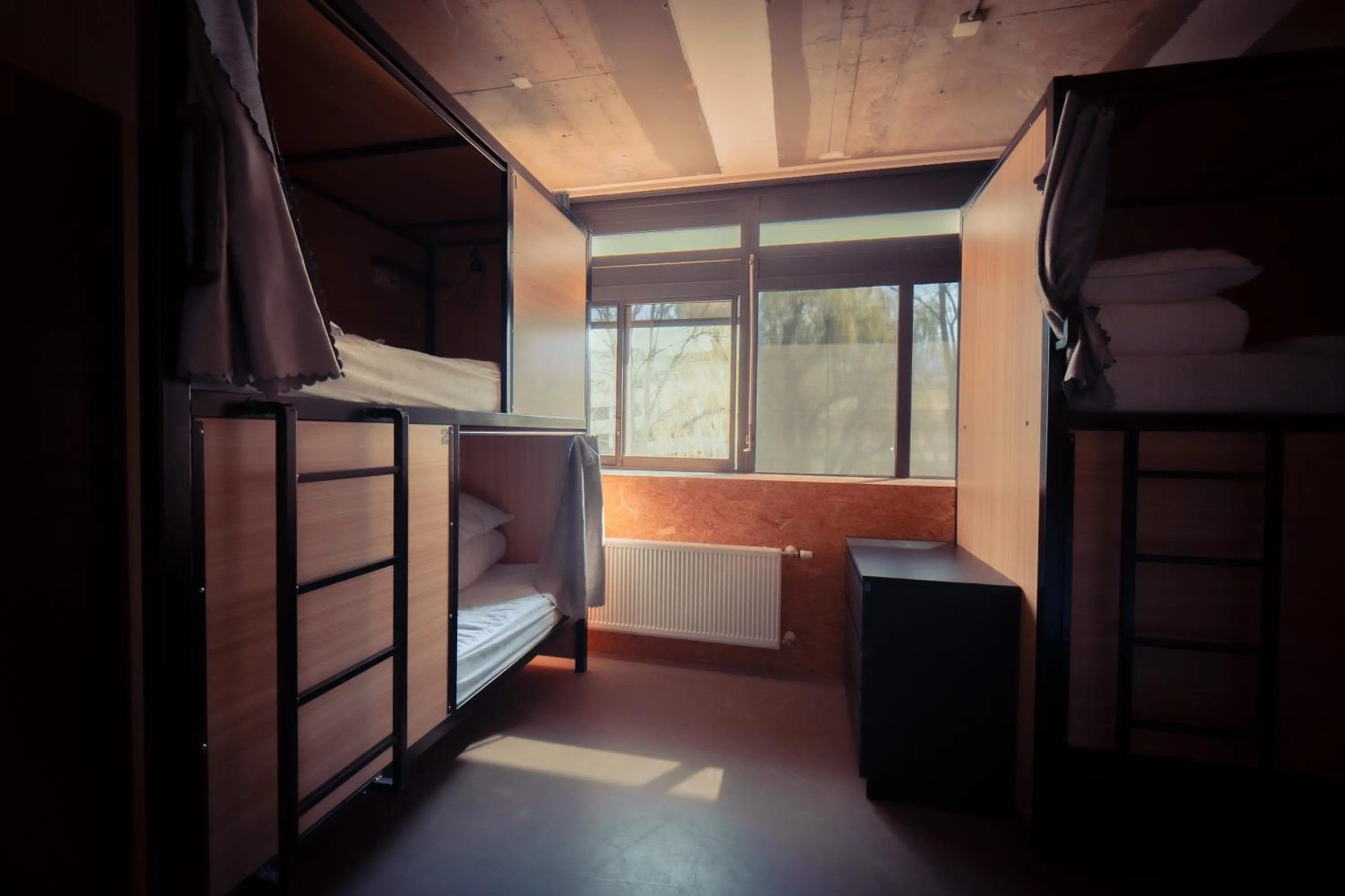 bunk bed, Bed in Urban Hotel The Golden Stork