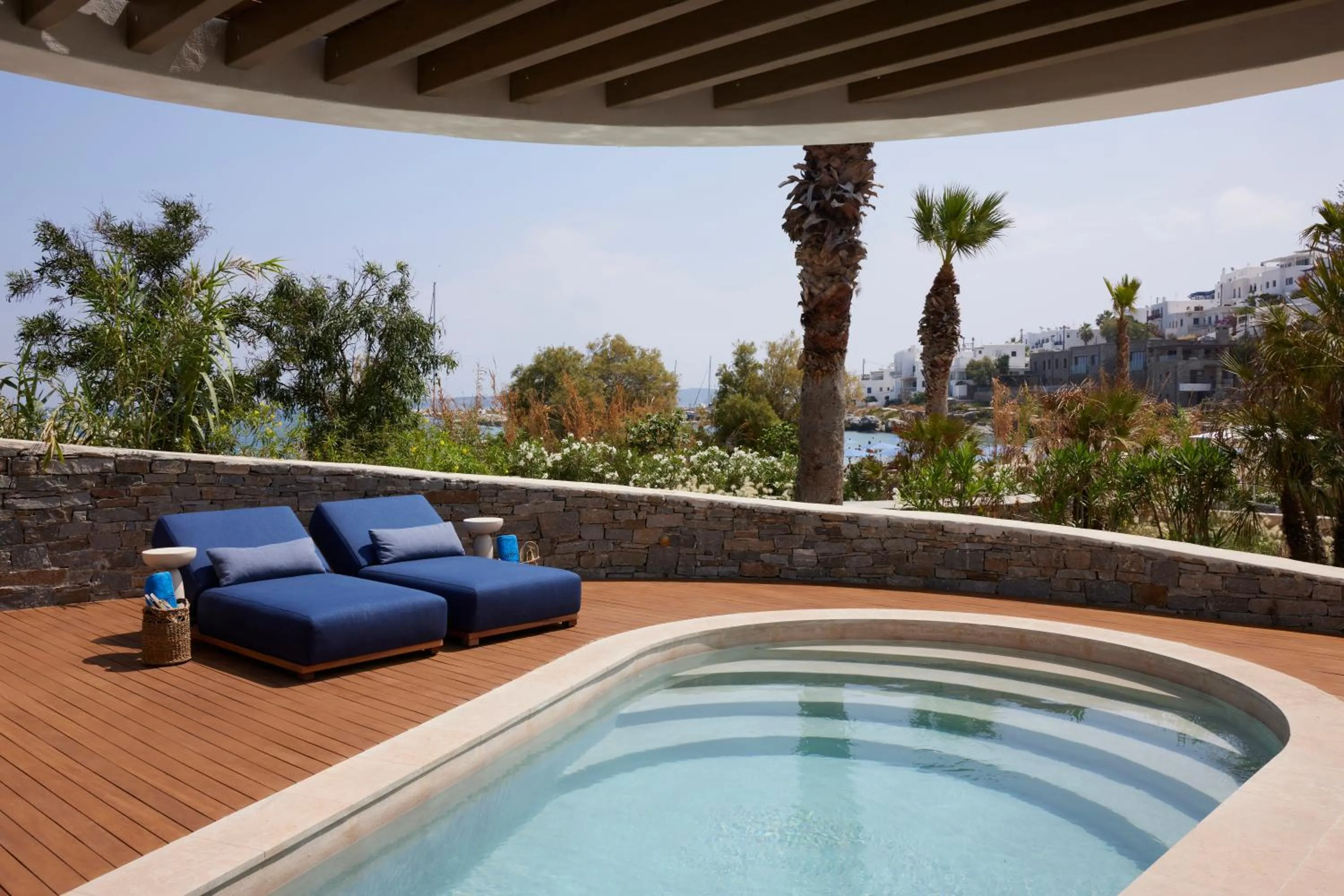 Patio in Avant Mar Paros