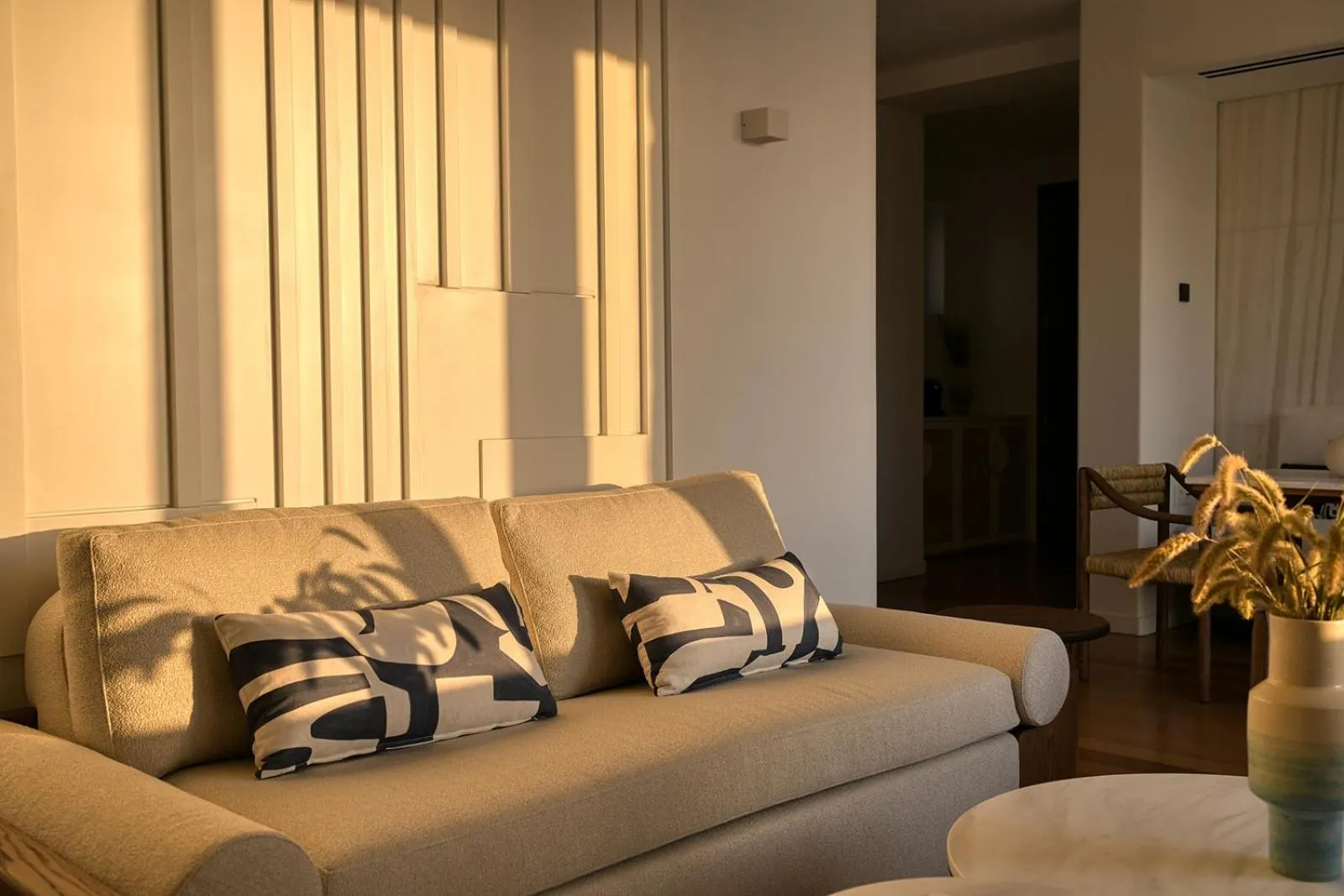 Seating area in Avant Mar Paros