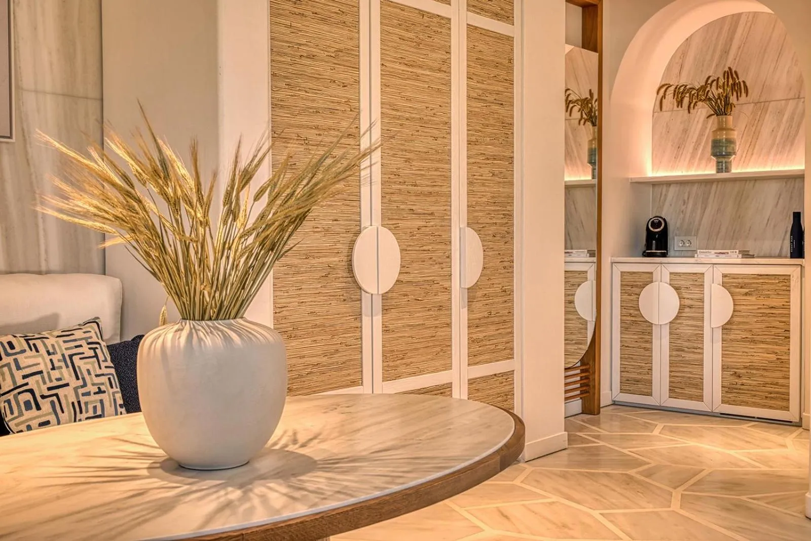 Property building in Avant Mar Paros