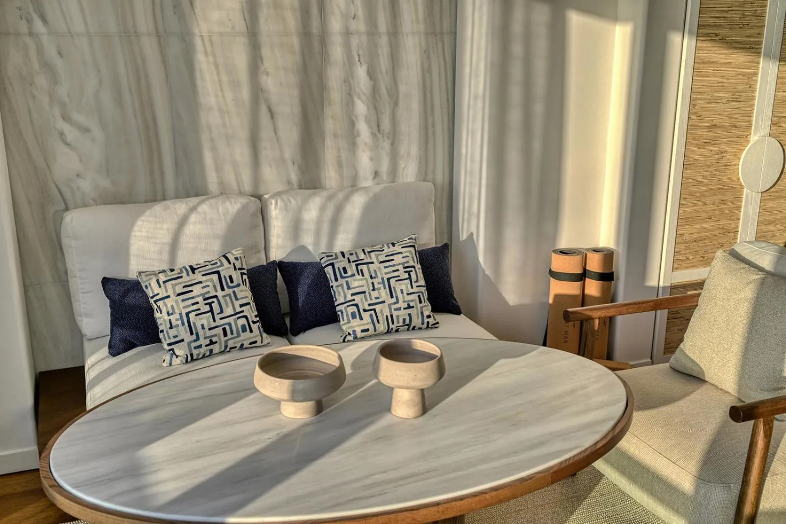 Seating area in Avant Mar Paros