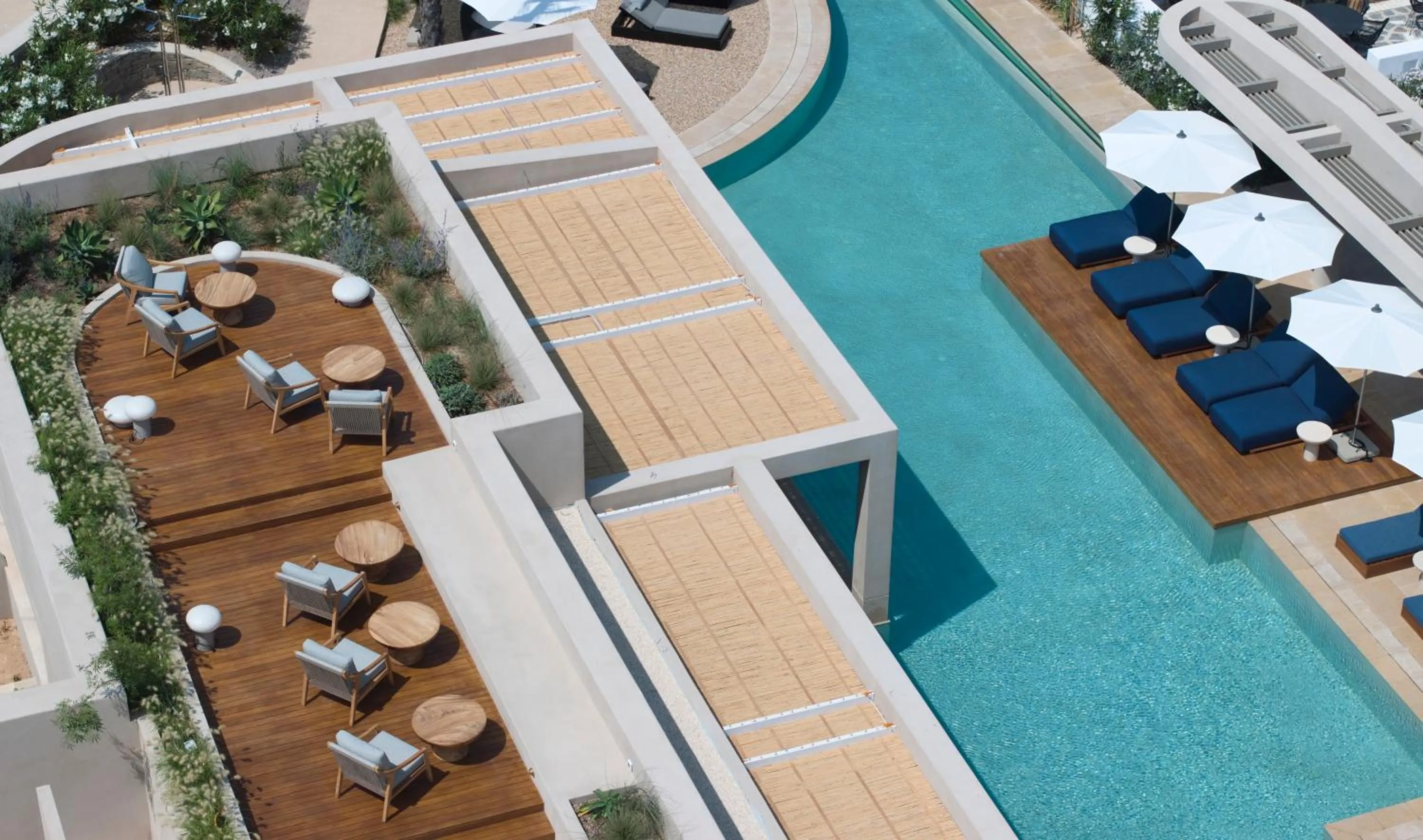 Day in Avant Mar Paros