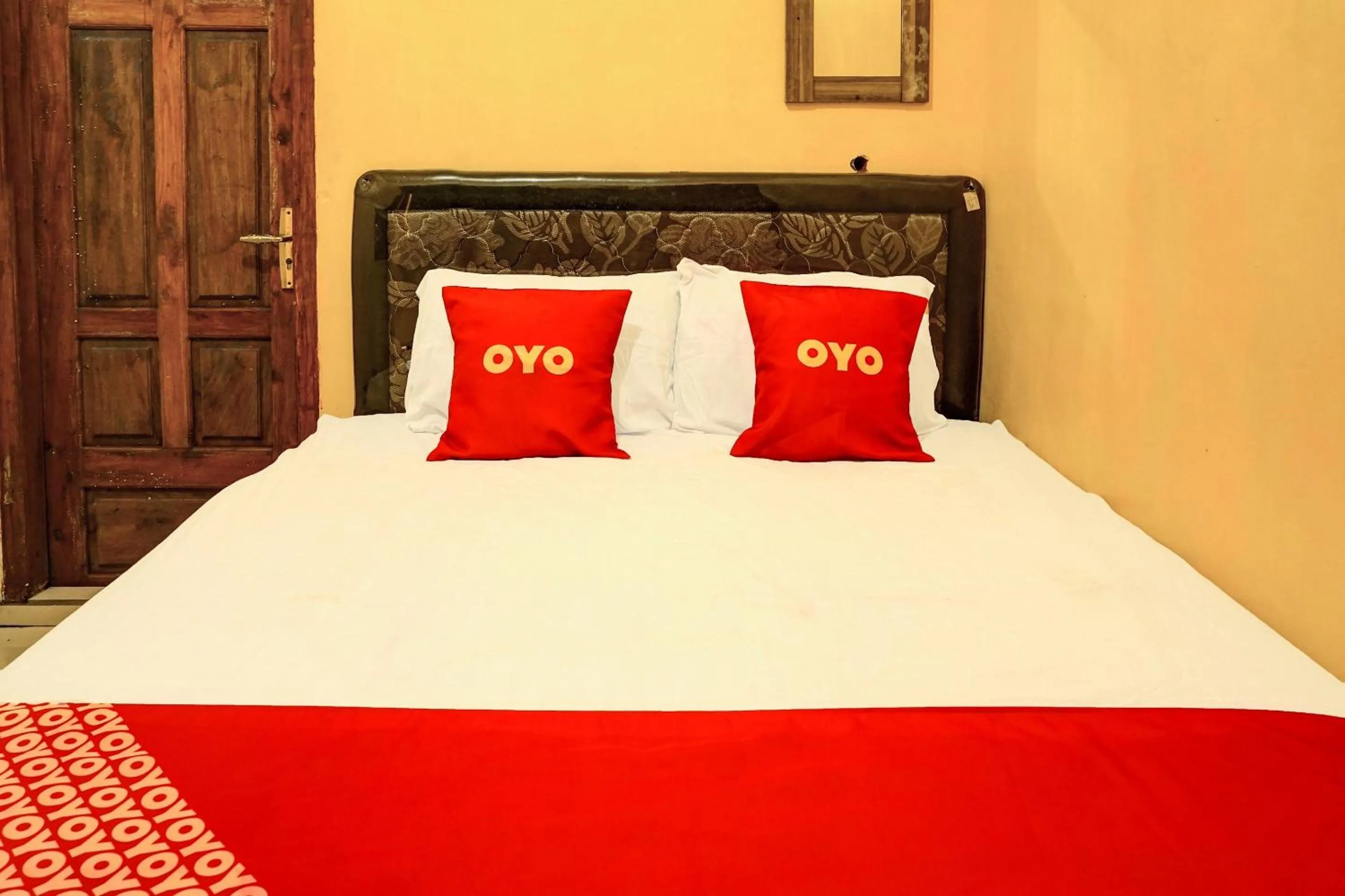 Bedroom, Bed in OYO Life 92499 Bagas Homestay Wonokitri