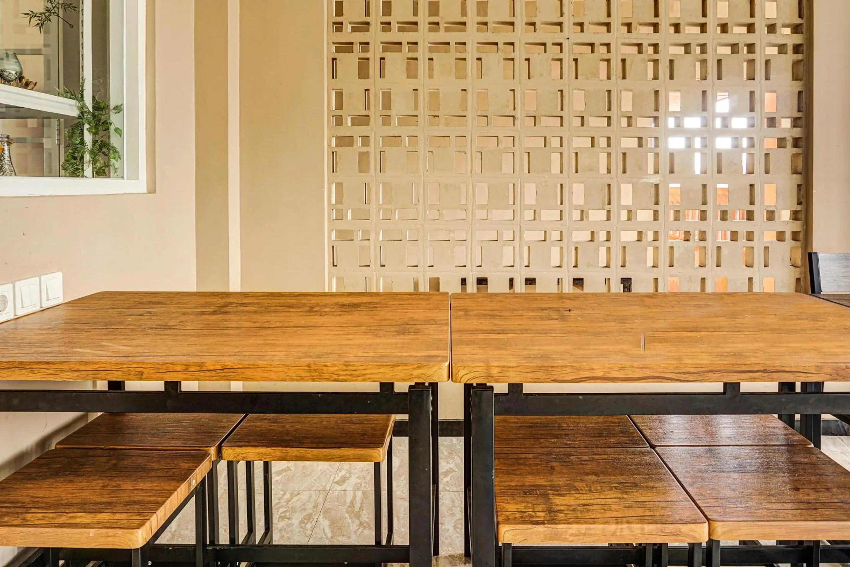 Lobby or reception in OYO Life 92499 Bagas Homestay Wonokitri