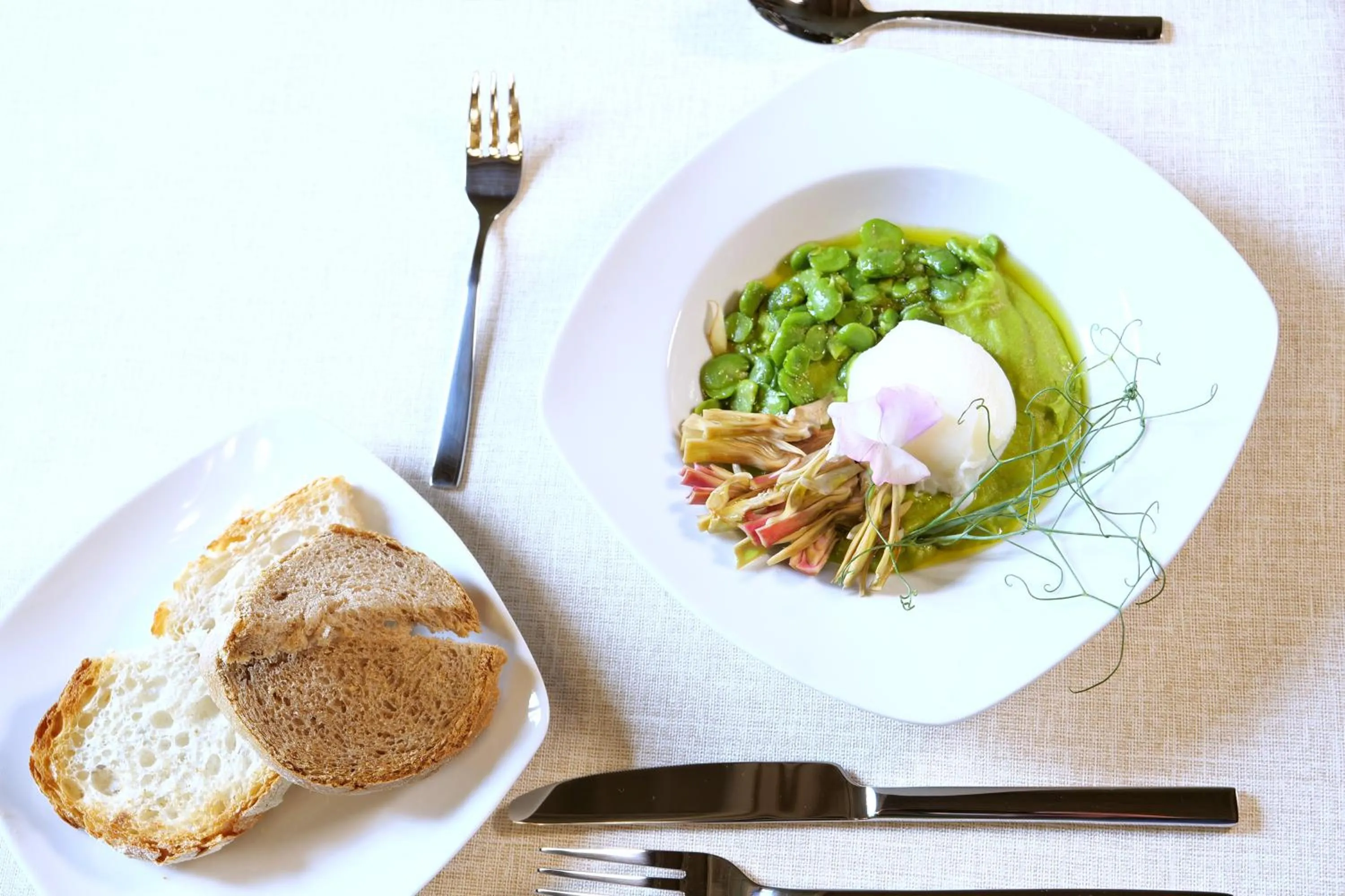 Continental breakfast in Delcorto Suites