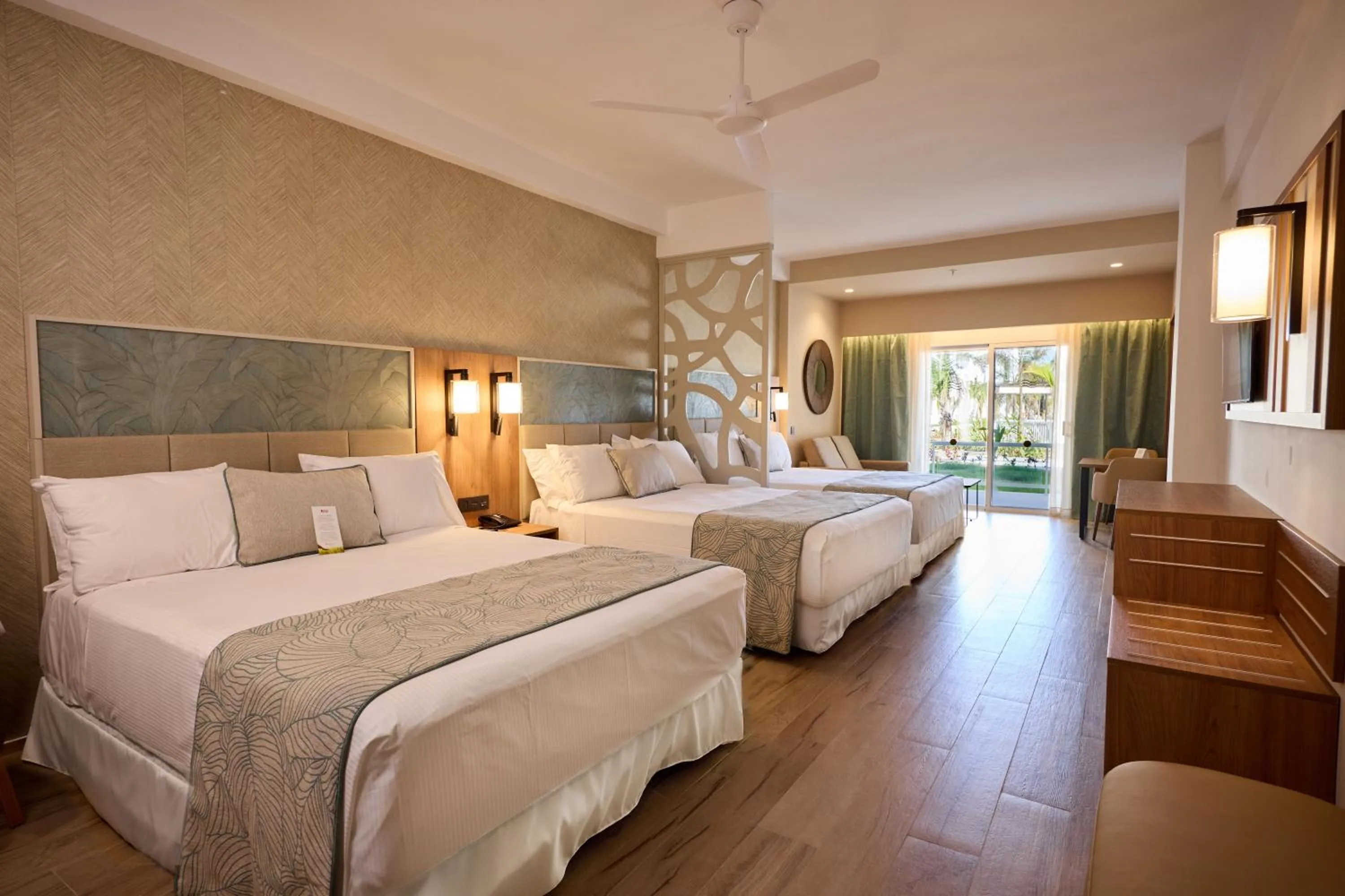 Bed in Riu Palace Bavaro - All Inclusive