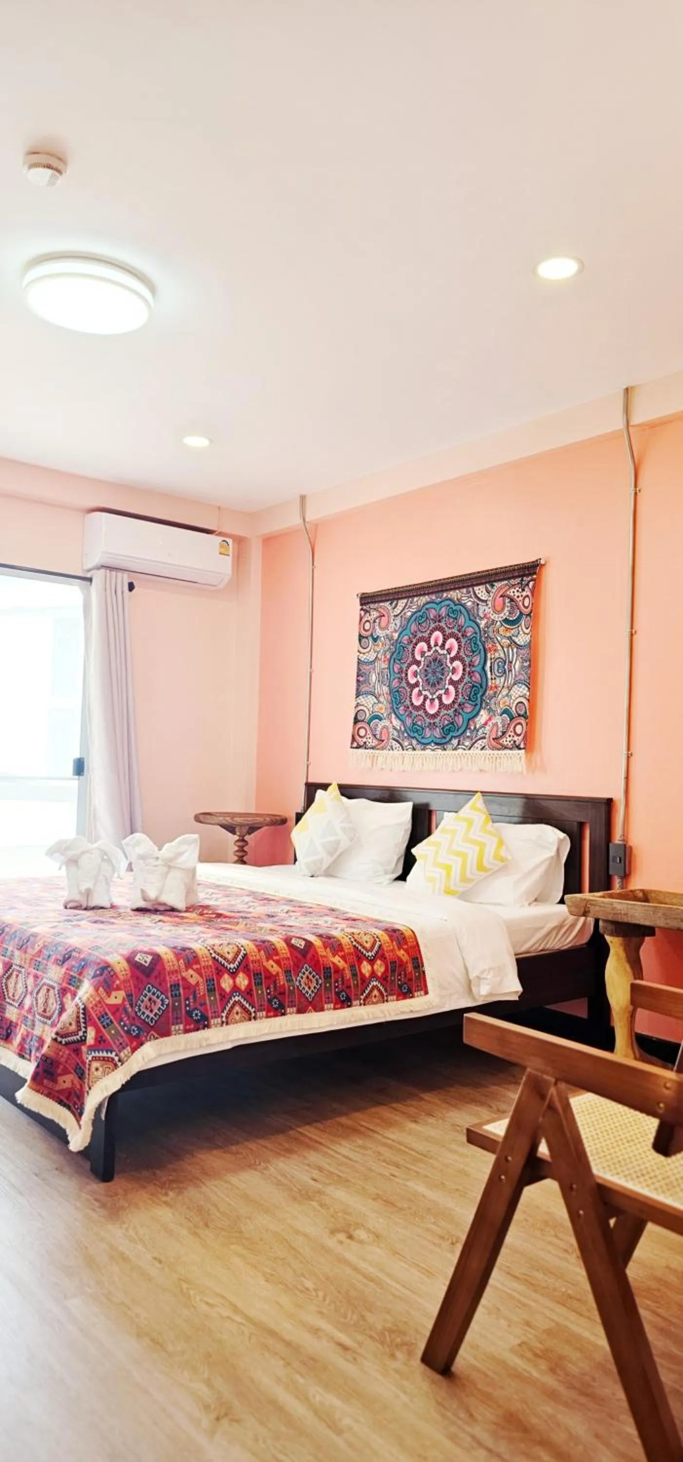 Bed in Elegant Lanna Guesthouse