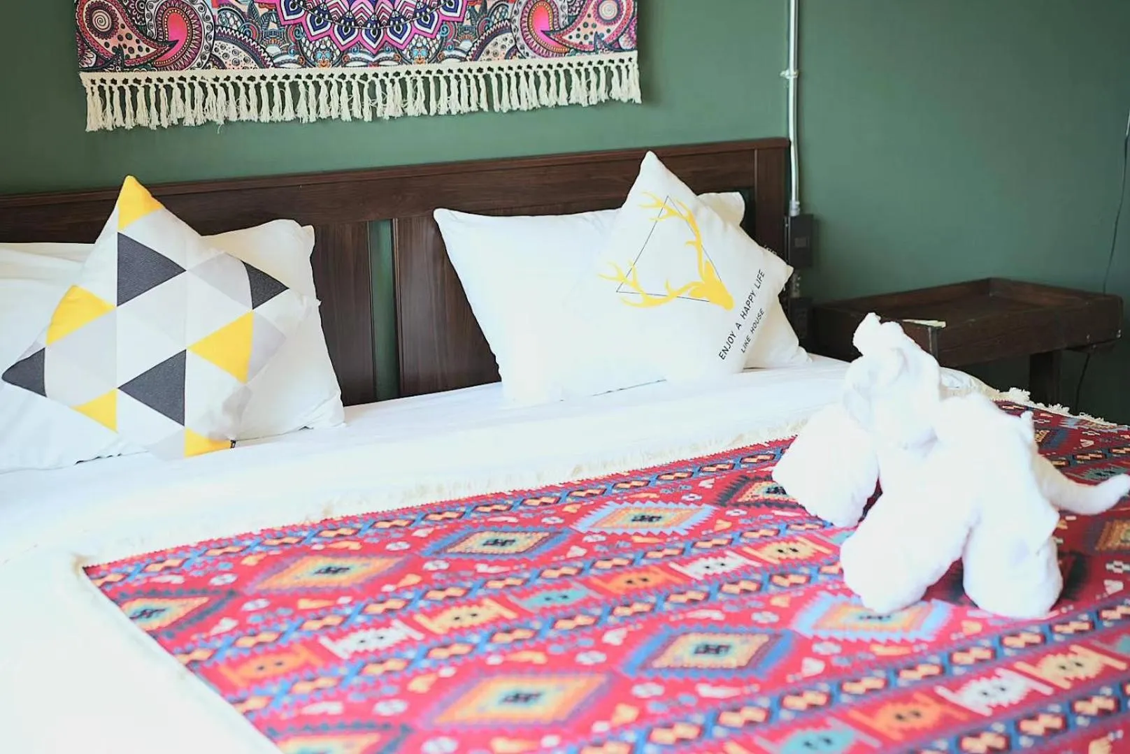 Bed in Elegant Lanna Guesthouse