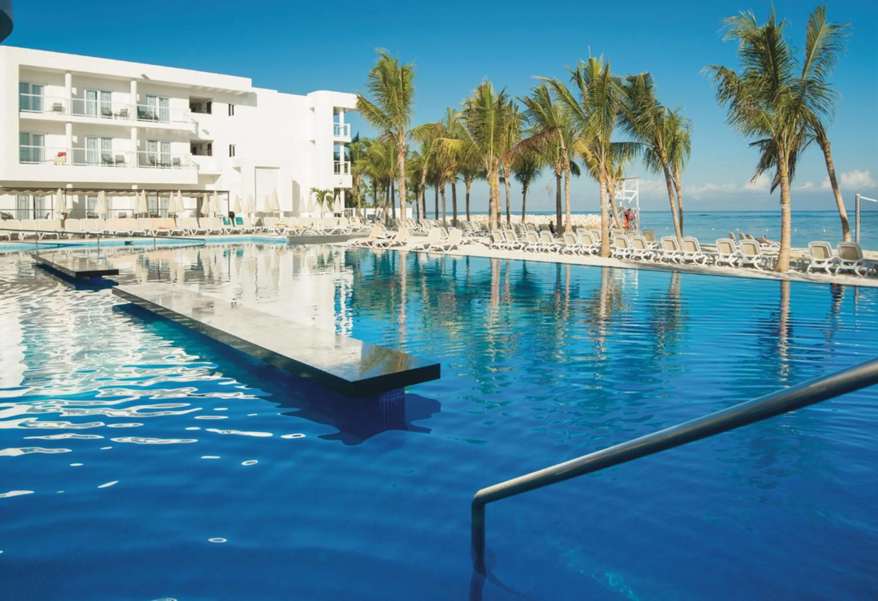 Swimming pool in Riu Reggae - Adults Only - All Inclusive