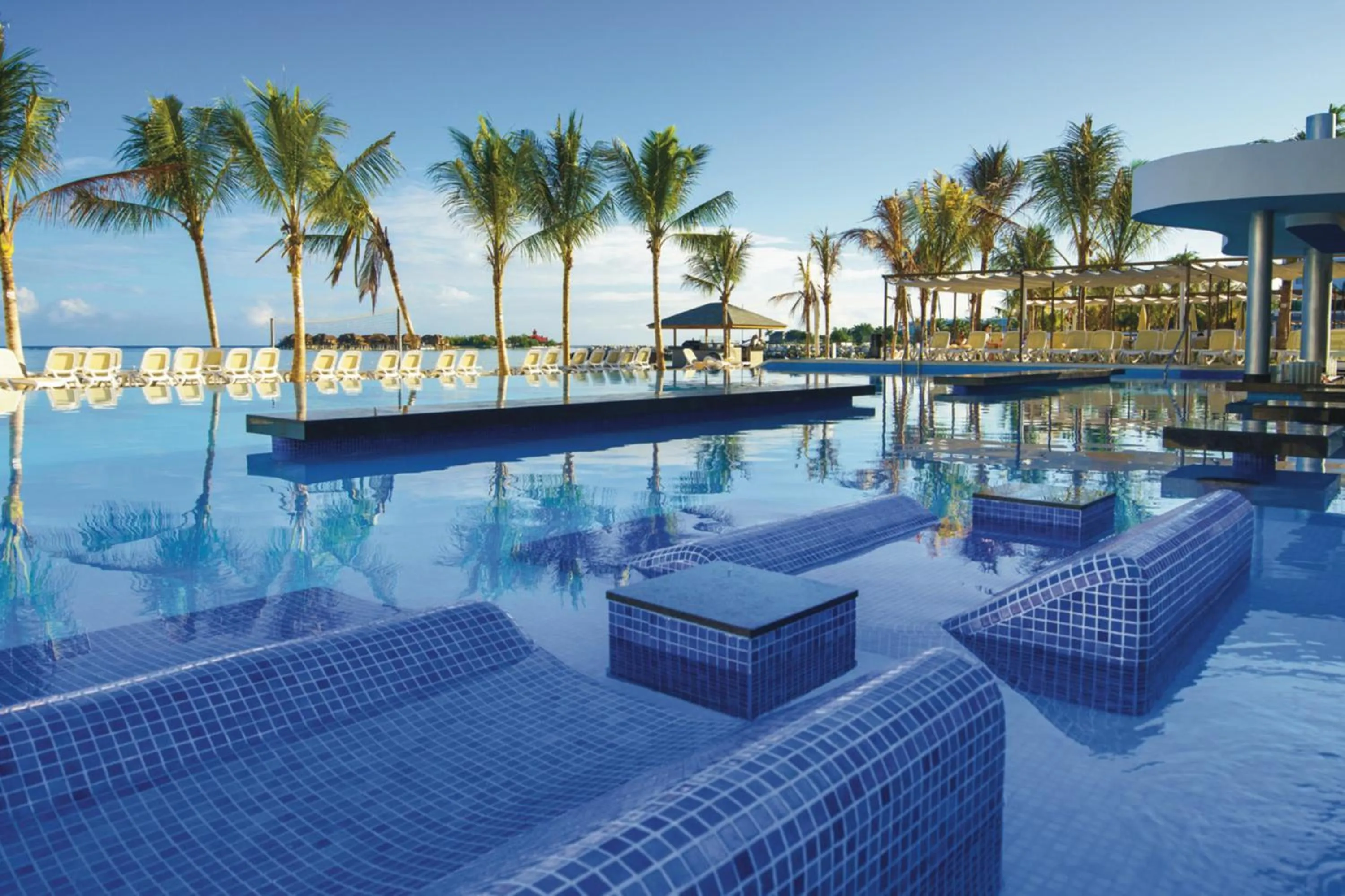 Swimming pool in Riu Reggae - Adults Only - All Inclusive