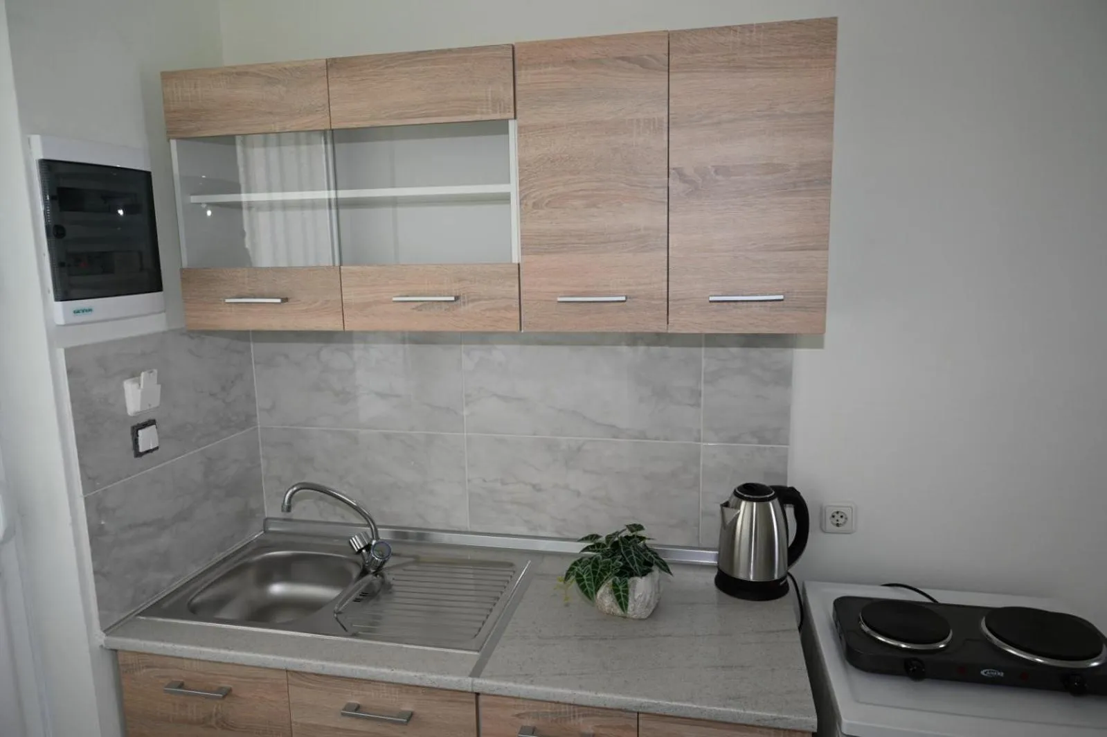 Kitchen or kitchenette in Stacy's Studios