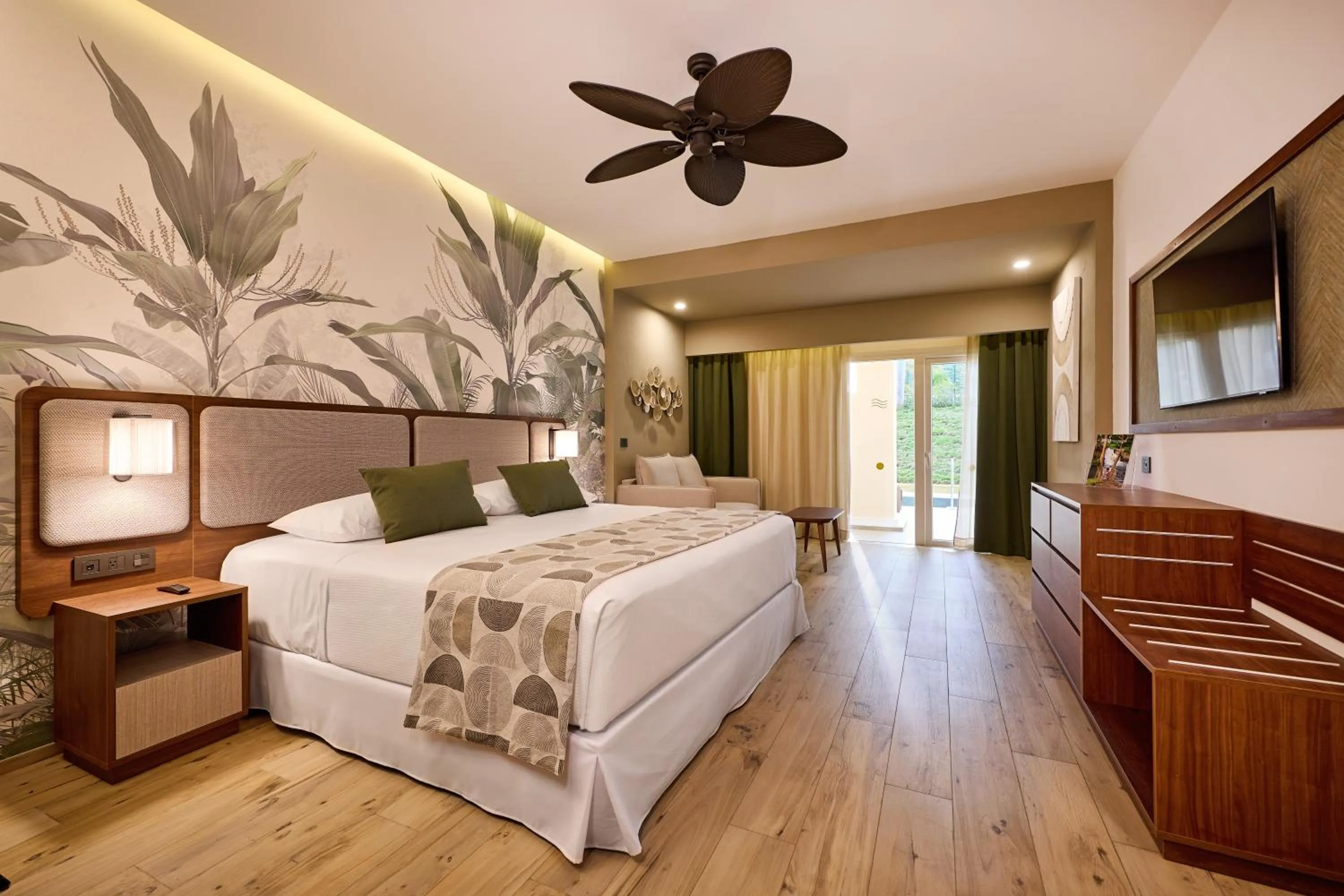 Photo of the whole room, Bed in Riu Guanacaste - All Inclusive