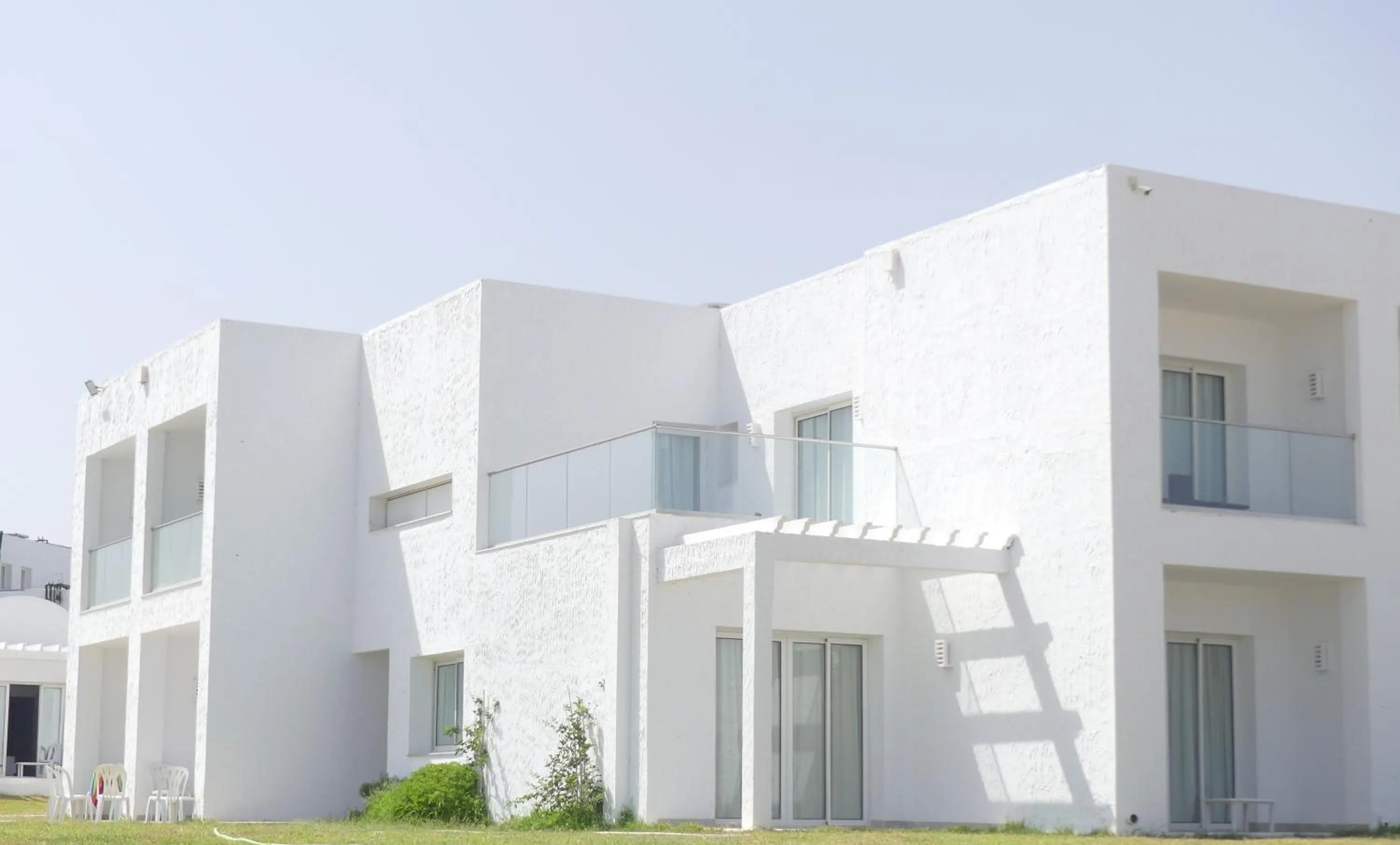 Property building in Amber El Fell