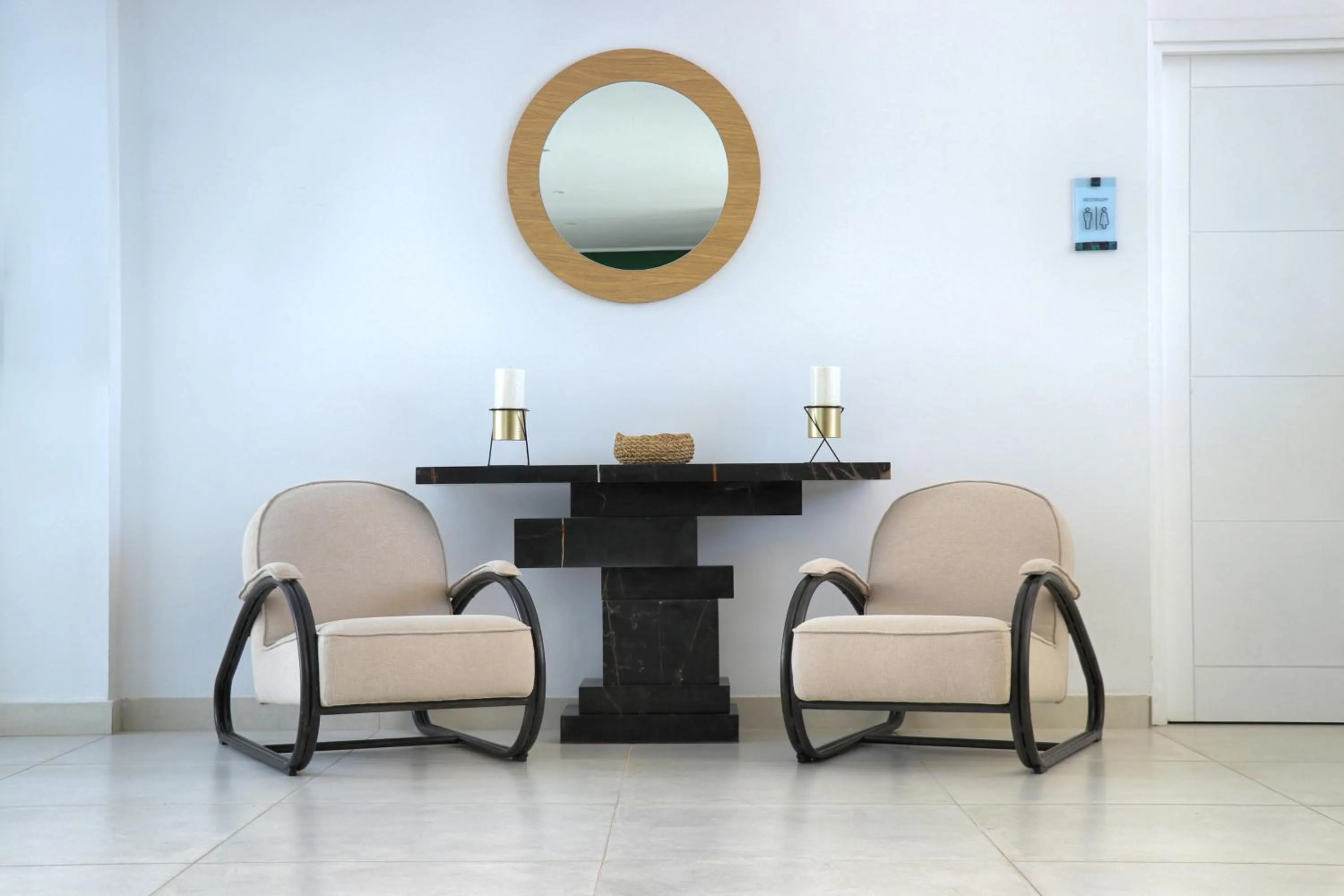 Seating area in Amber El Fell