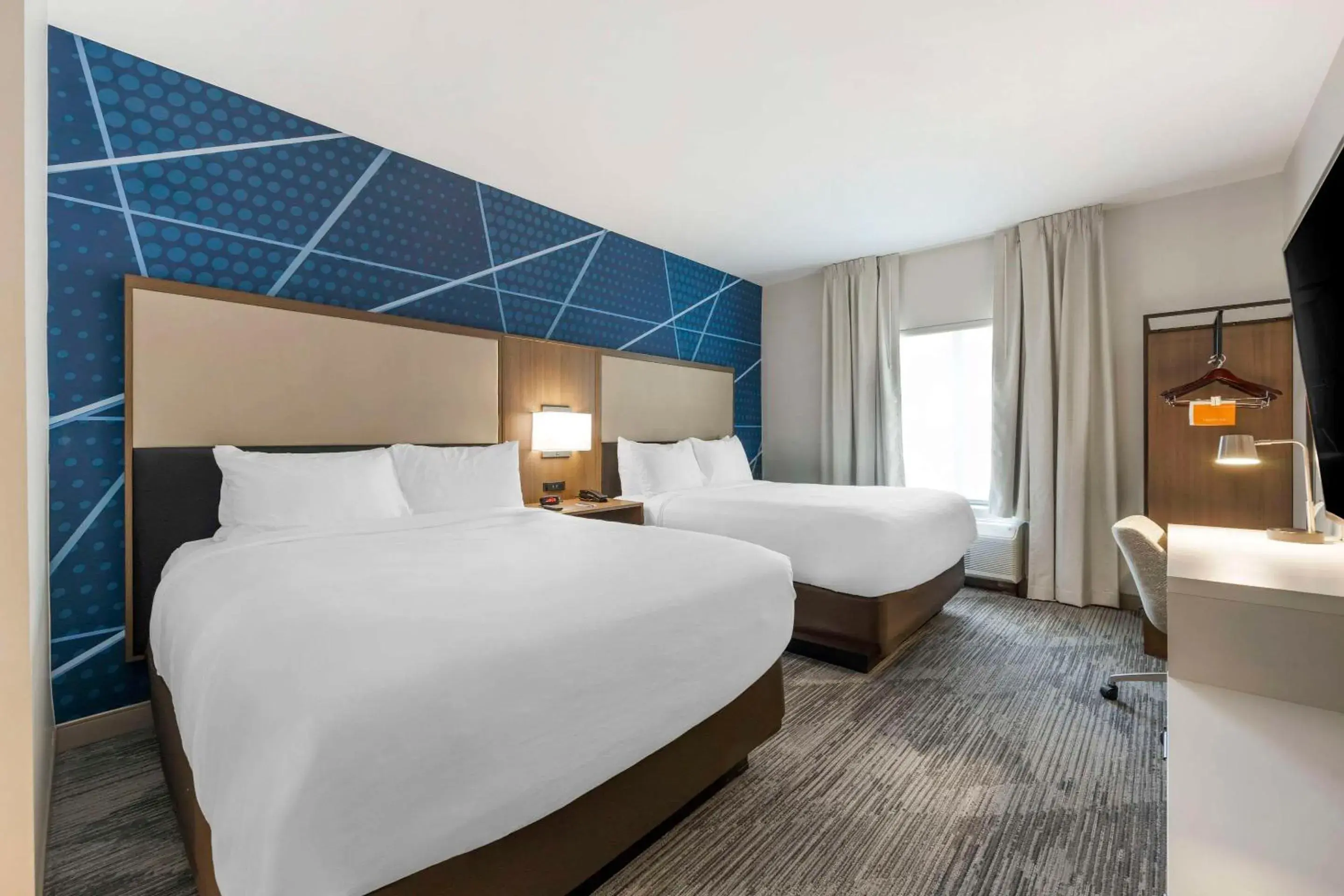 Bedroom, Bed in Comfort Inn & Suites Gallatin - Nashville Metro Bedroom, Bed in Comfort Inn & Suites Gallatin - Nashville Metro