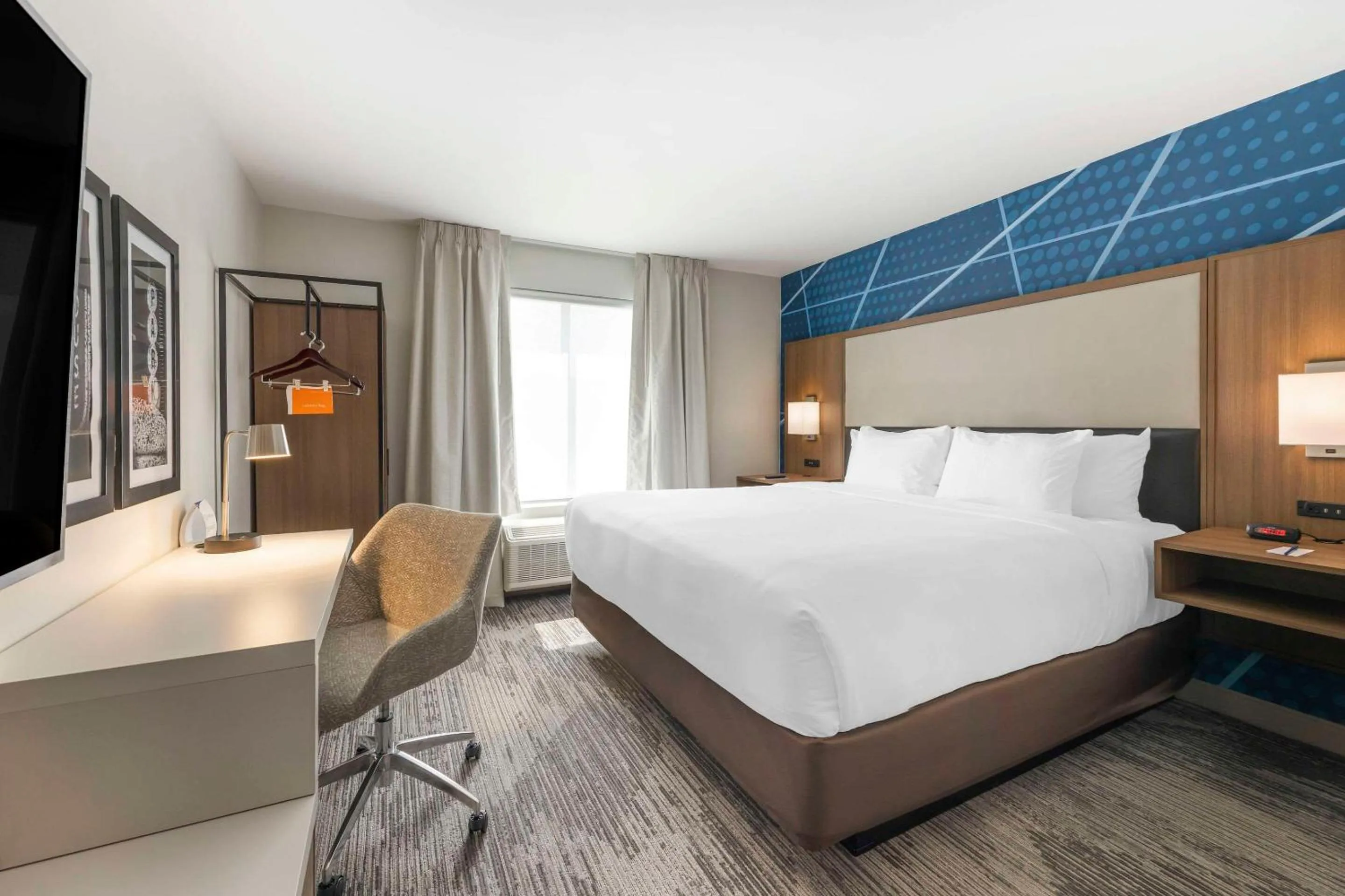 Bedroom, Bed in Comfort Inn & Suites Gallatin - Nashville Metro