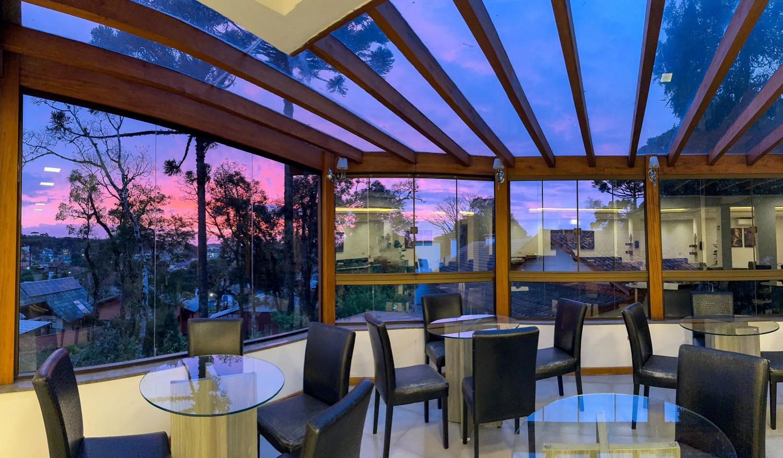 Breakfast in Hotel Golden Hills