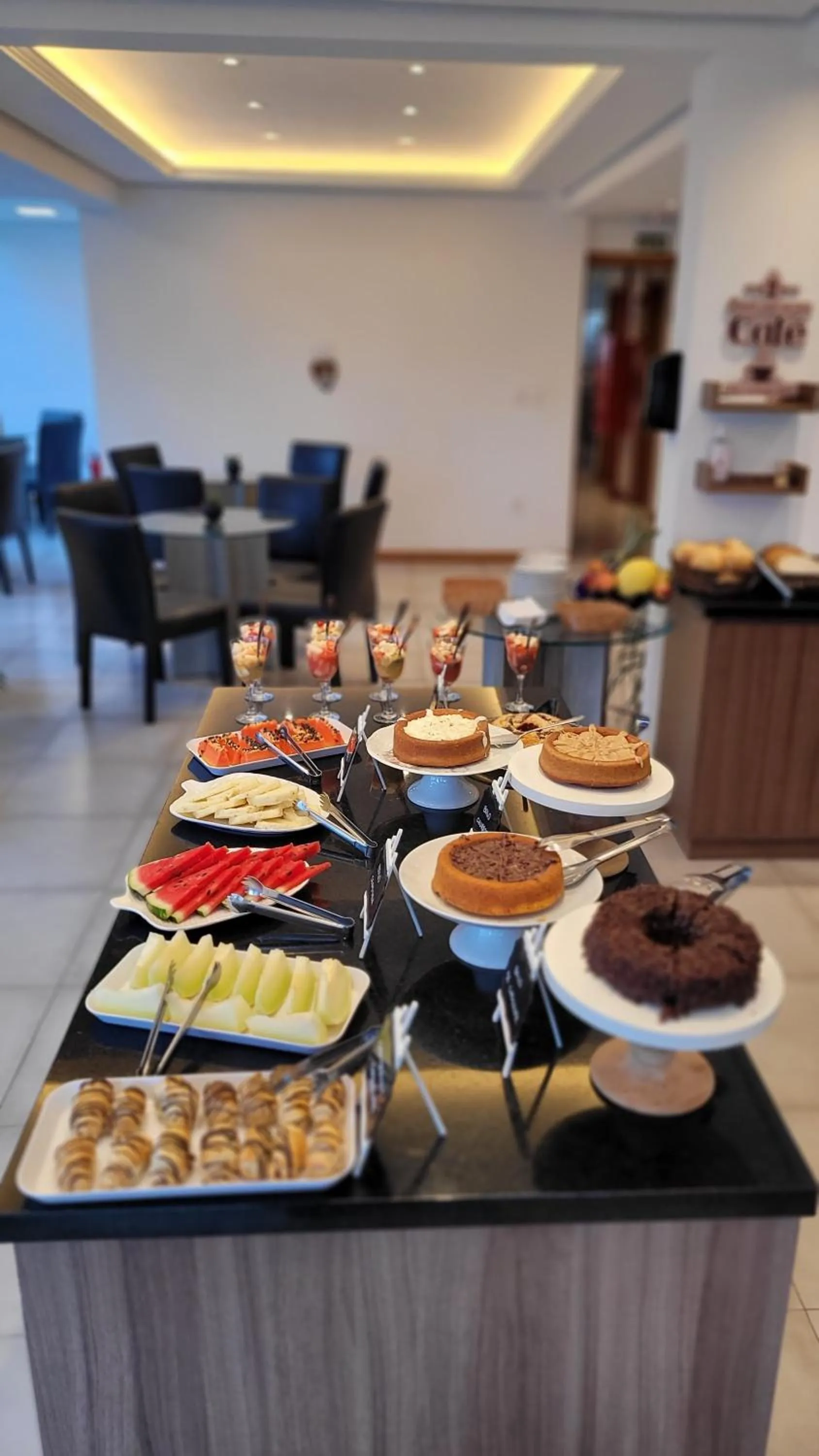 Breakfast in Hotel Golden Hills