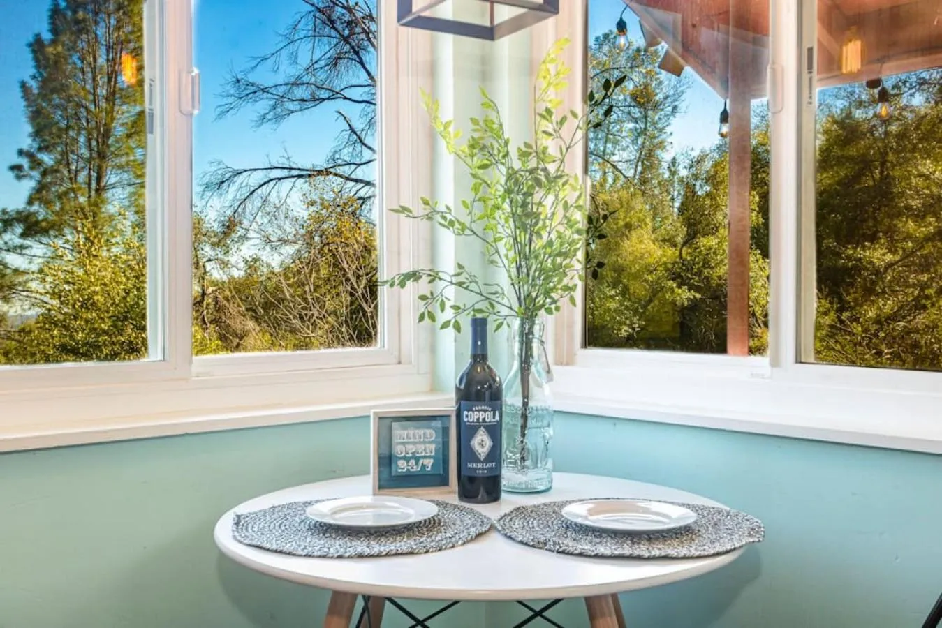 Sierra Vista Lookout Lodge with Creek, Waterfall and Waterholes, minutes from Bass Lake and Yosemite South Gate