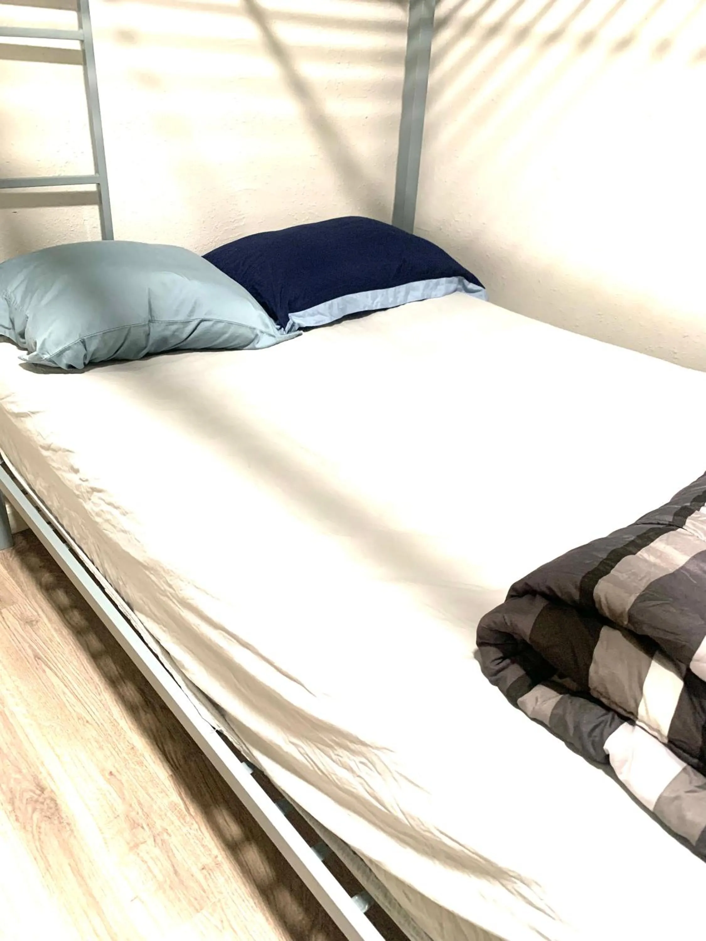 Bed in Three Zzz’s