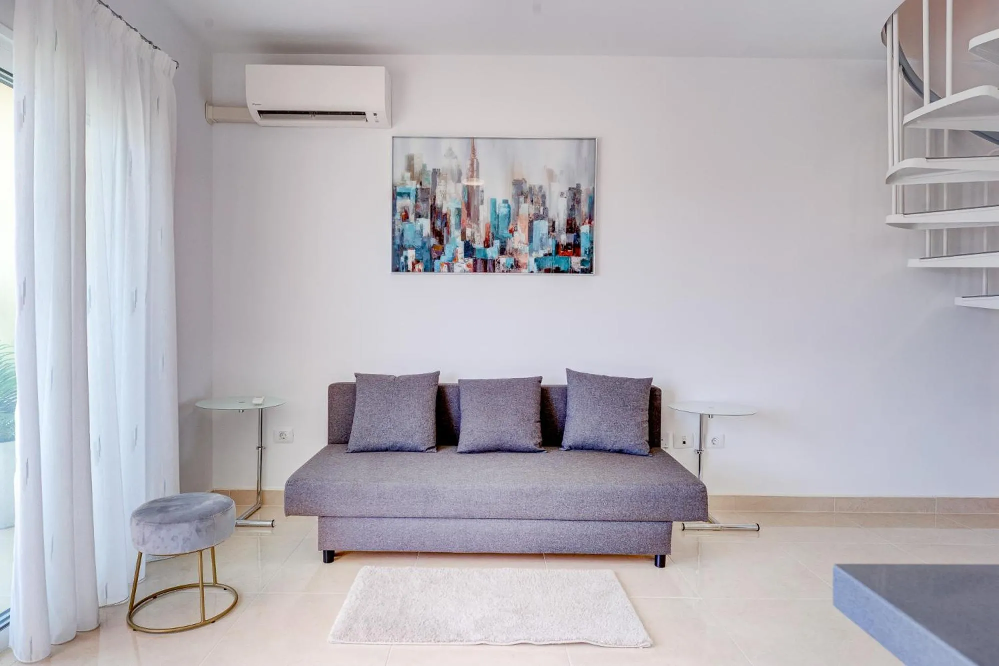 Kitchen or kitchenette in Sea & Green Golf View Duplex Heated POOL