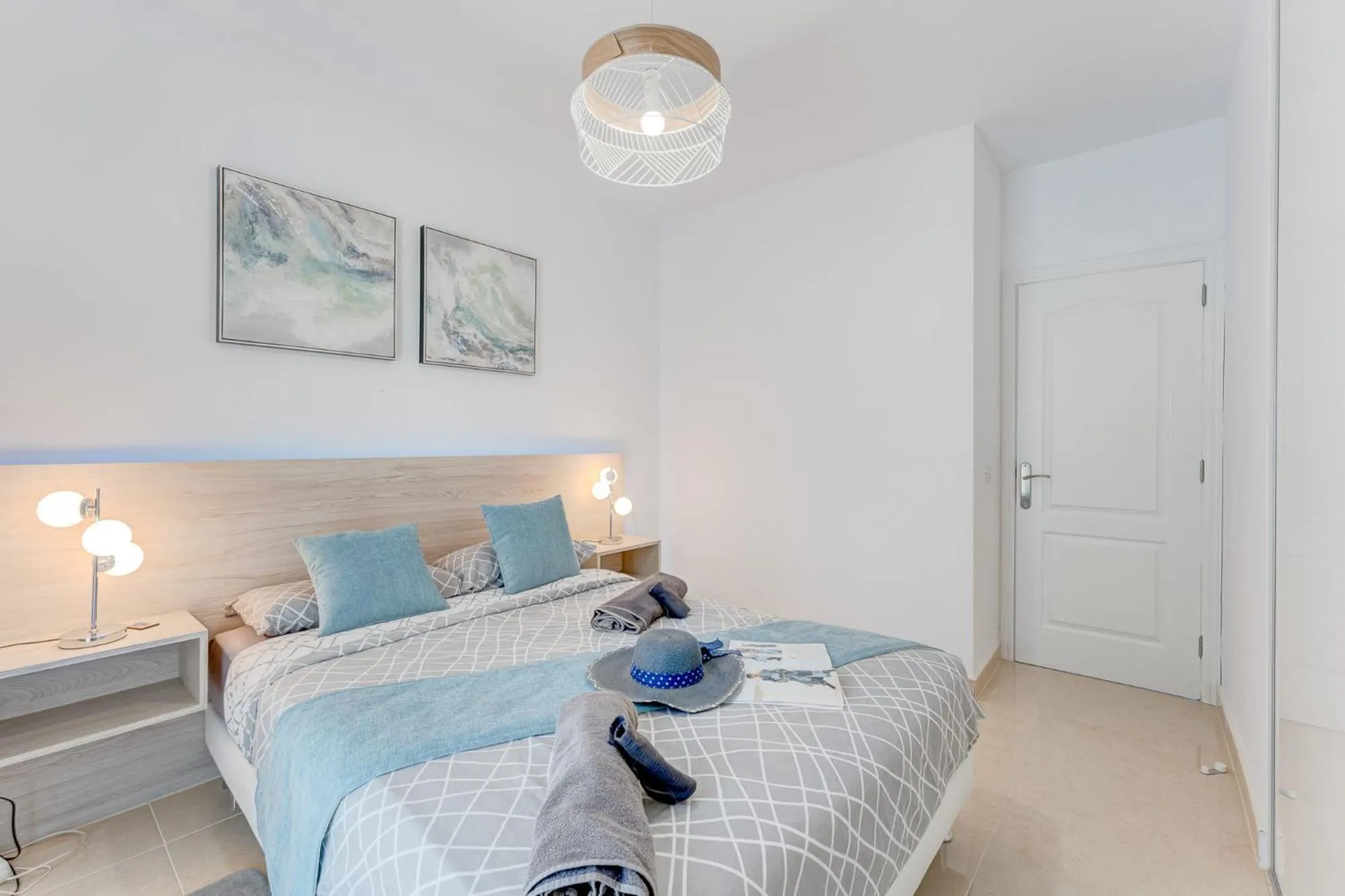 Bathroom, Bed in Sea & Green Golf View Duplex Heated POOL