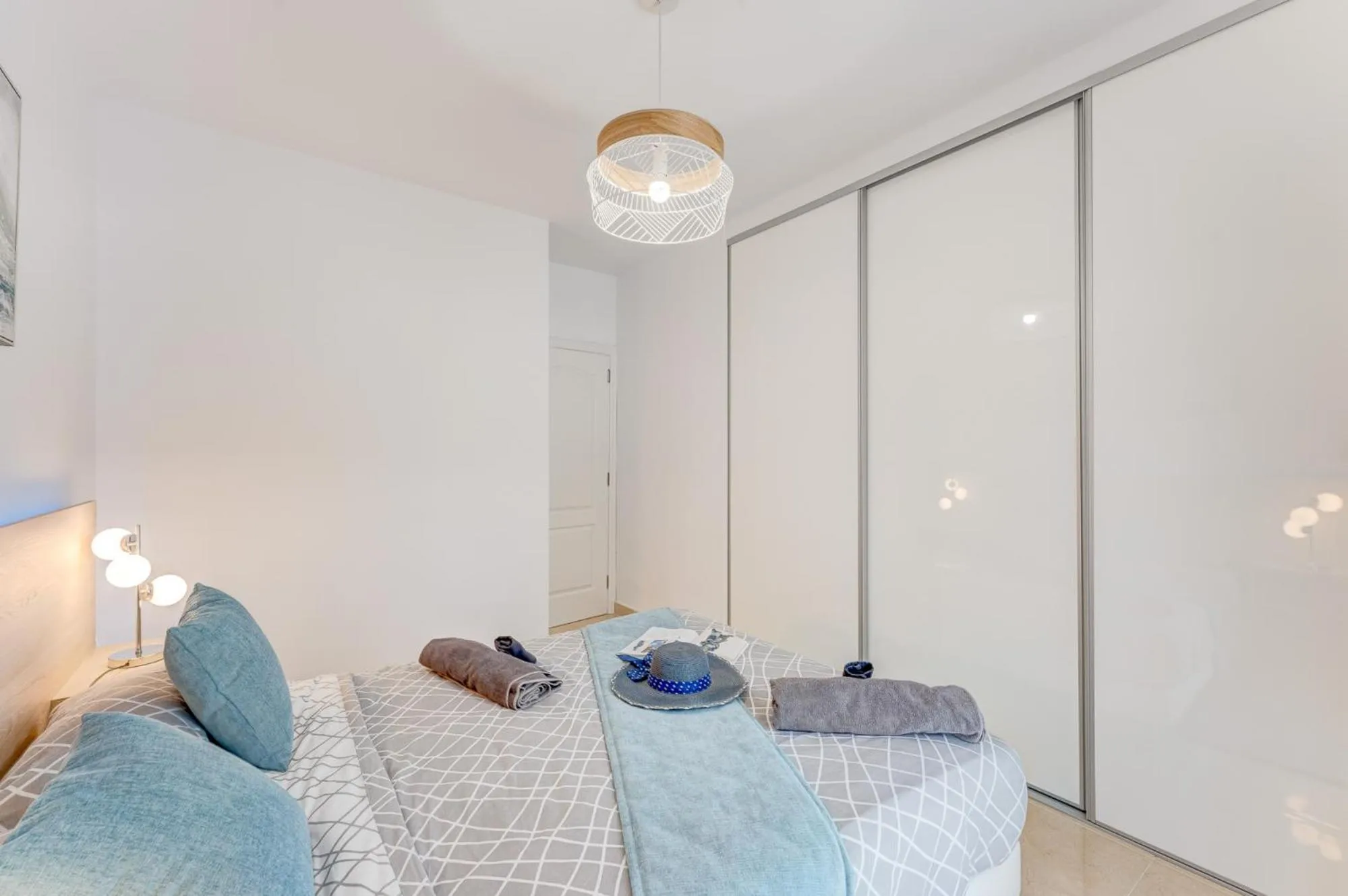 Bathroom, Bed in Sea & Green Golf View Duplex Heated POOL