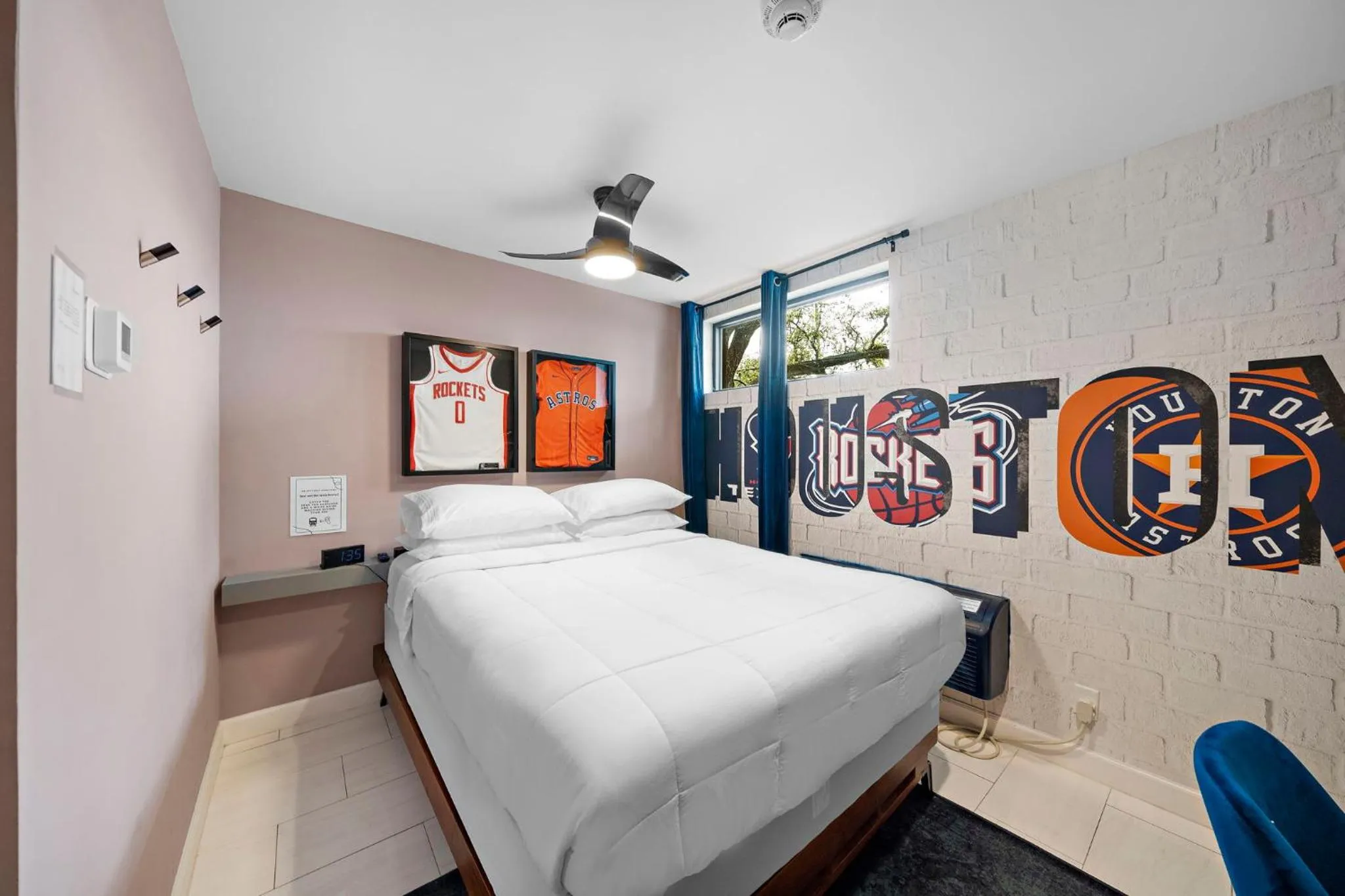 Bedroom, Bed in Wanderstay Boutique Hotel