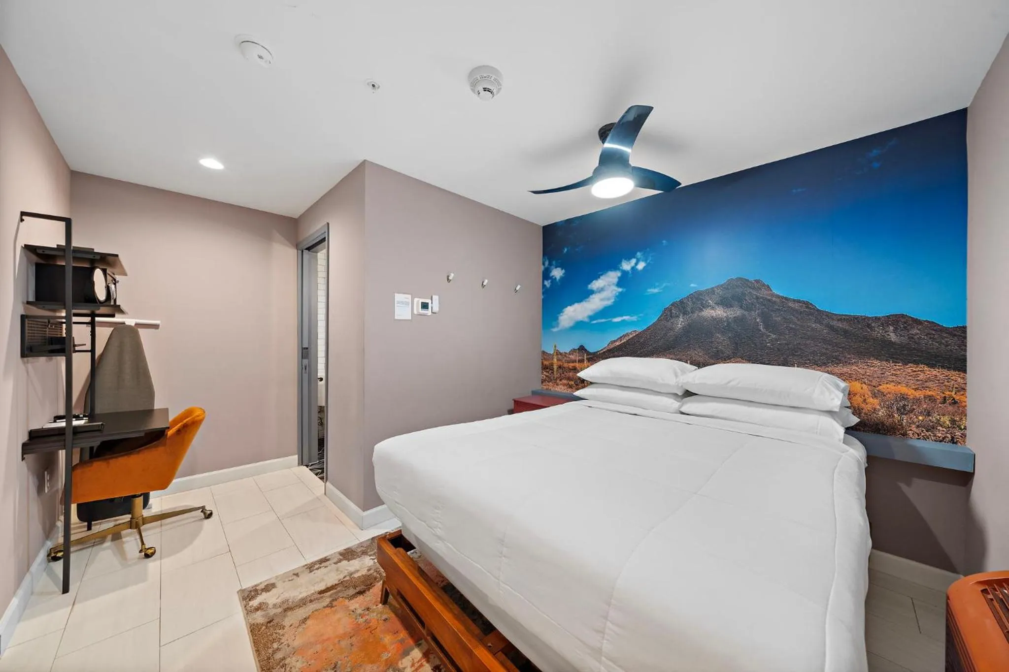 Bedroom, Bed in Wanderstay Boutique Hotel