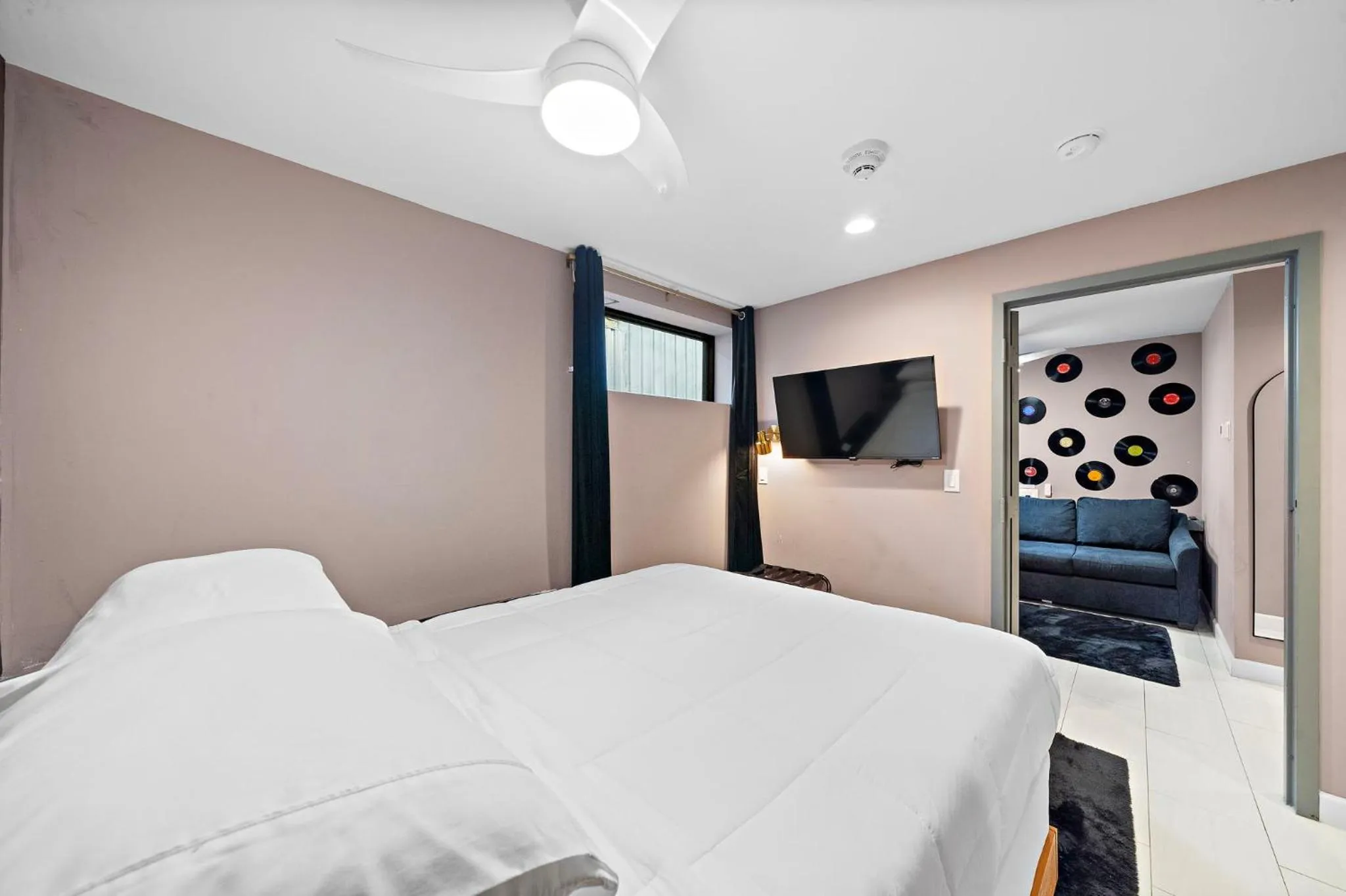 Bedroom, Bed in Wanderstay Boutique Hotel