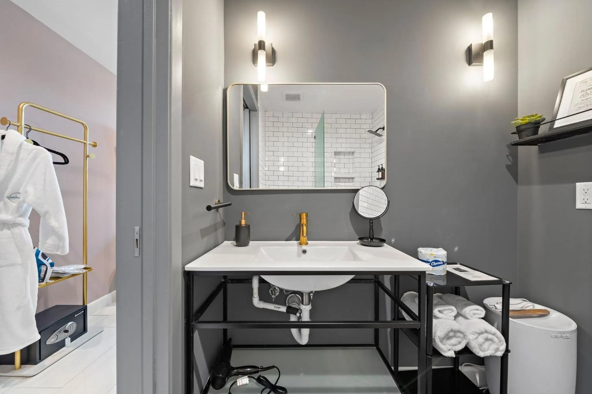 Bathroom in Wanderstay Boutique Hotel