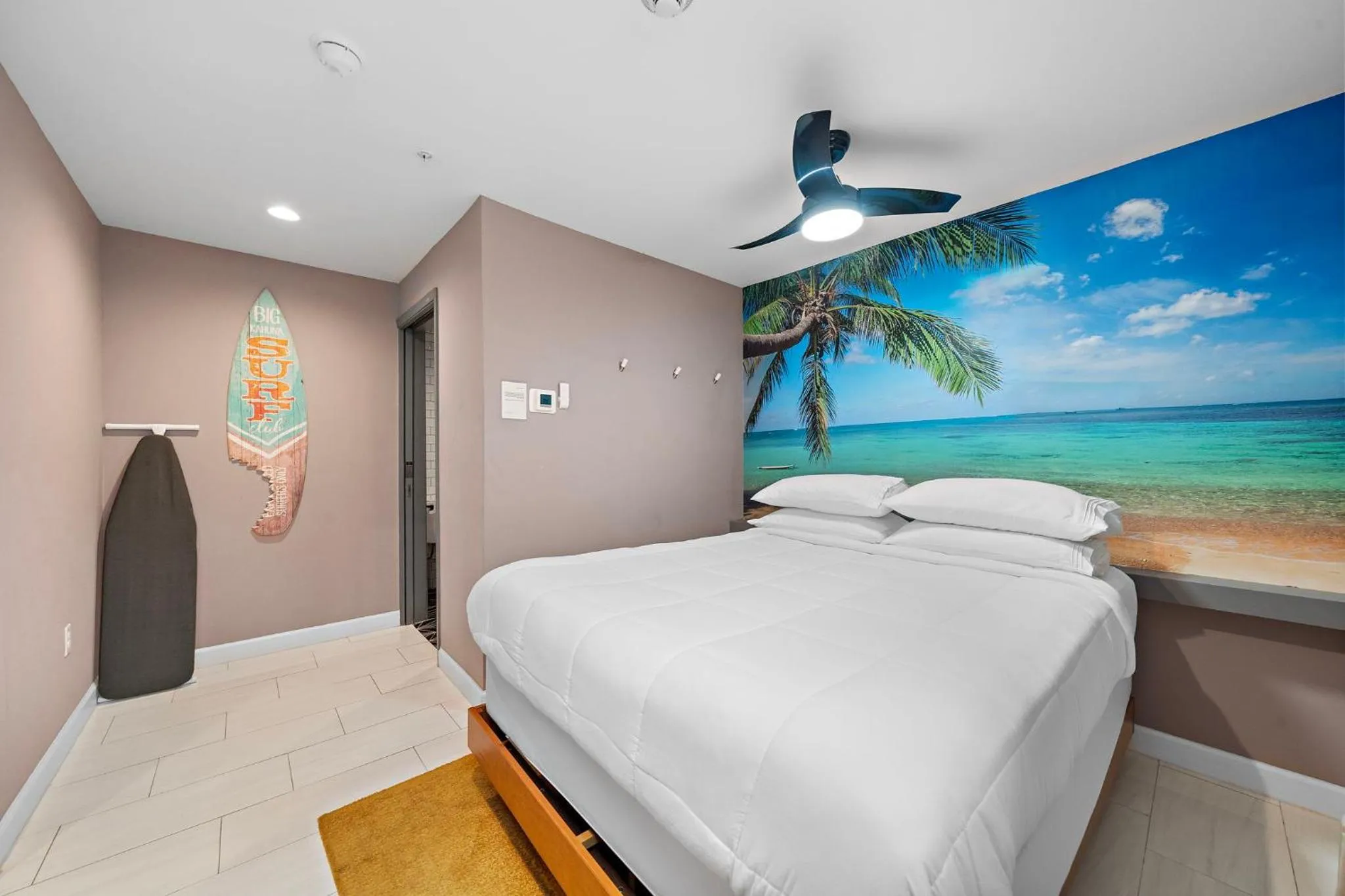 Bed in Wanderstay Boutique Hotel