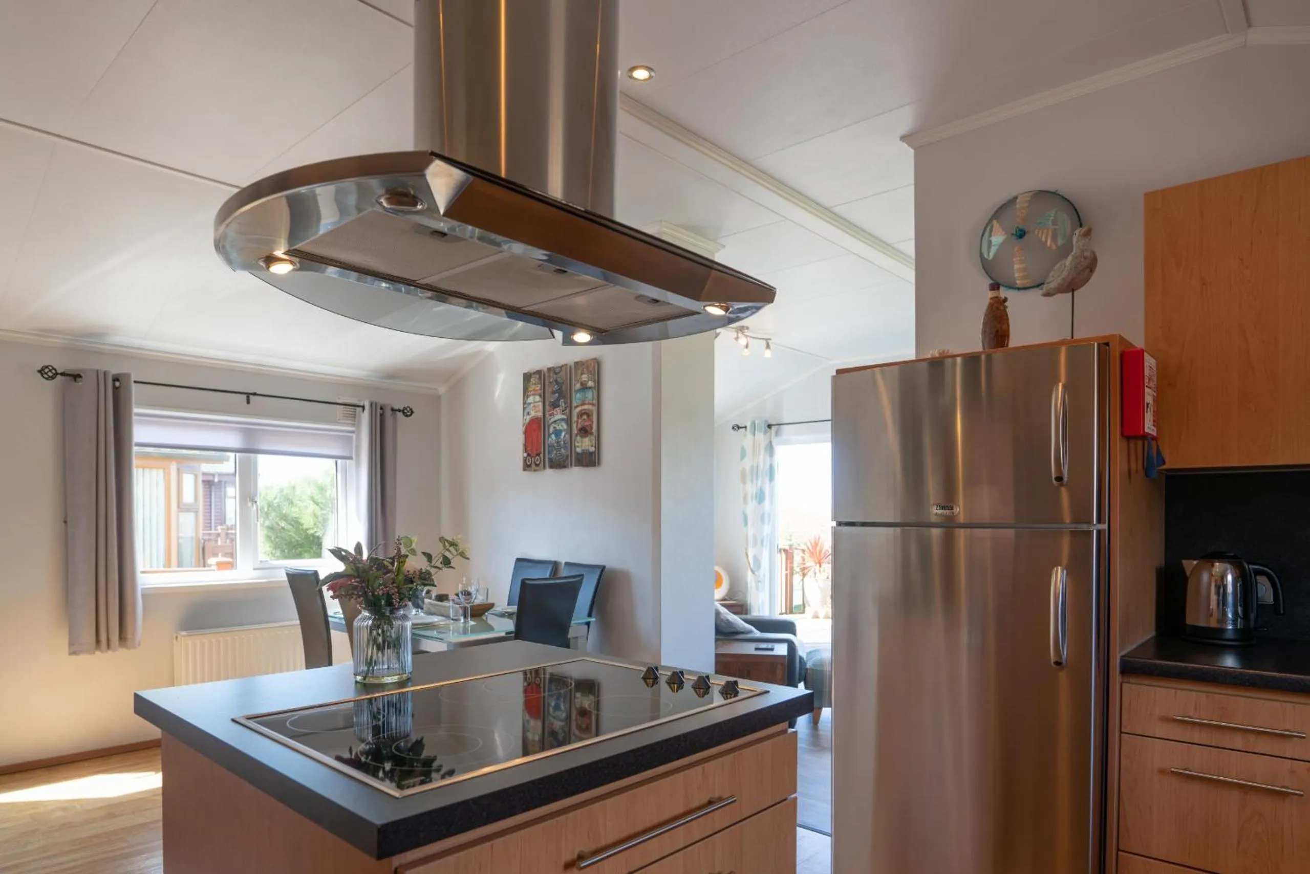 Kitchen or kitchenette in 4 Meadow View Lodge - 2 Bed-sleeps 4-TJS4MV
