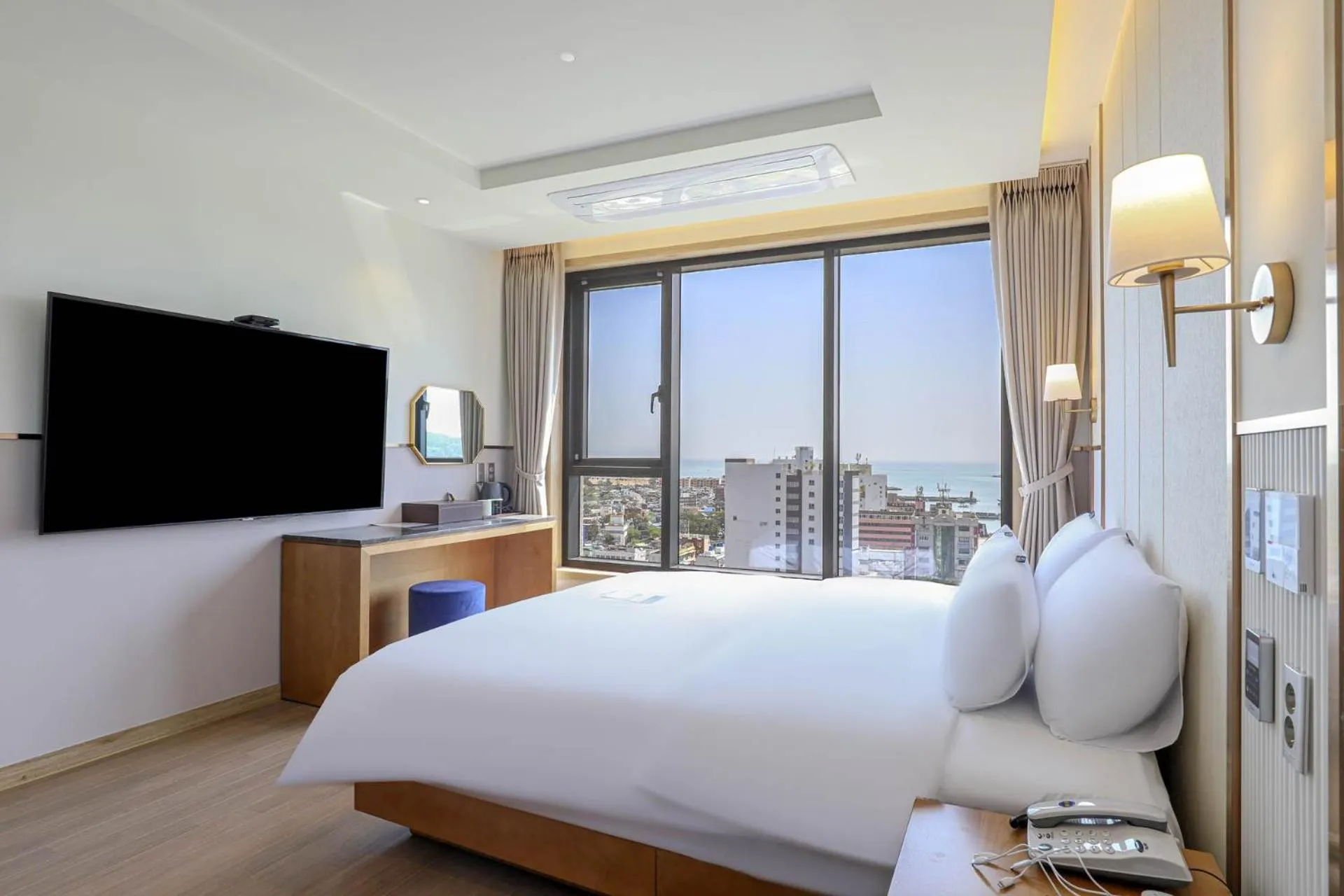 Bed in H avenue Kijang Ilgwang