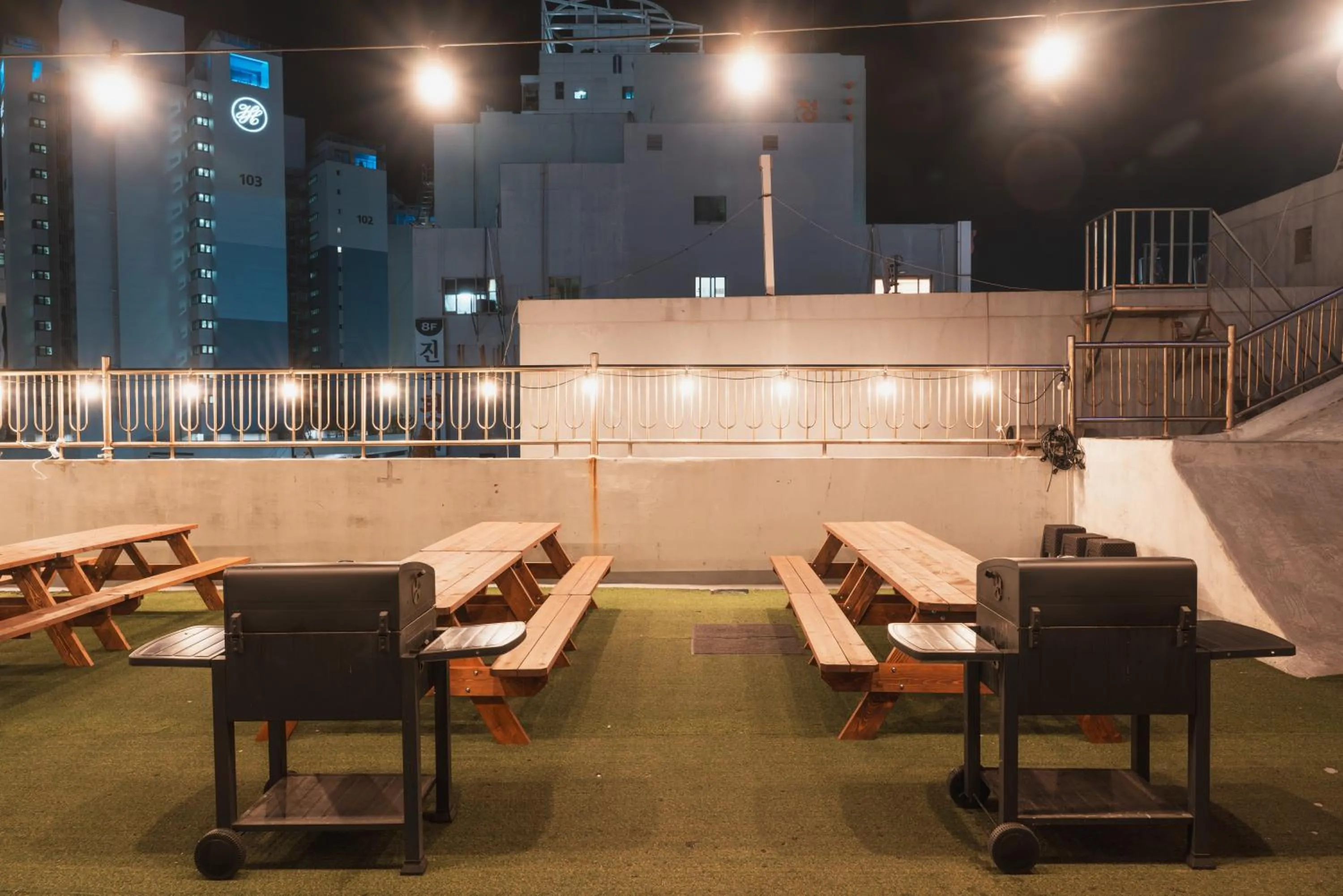 Banquet/Function facilities in The Wave Pension