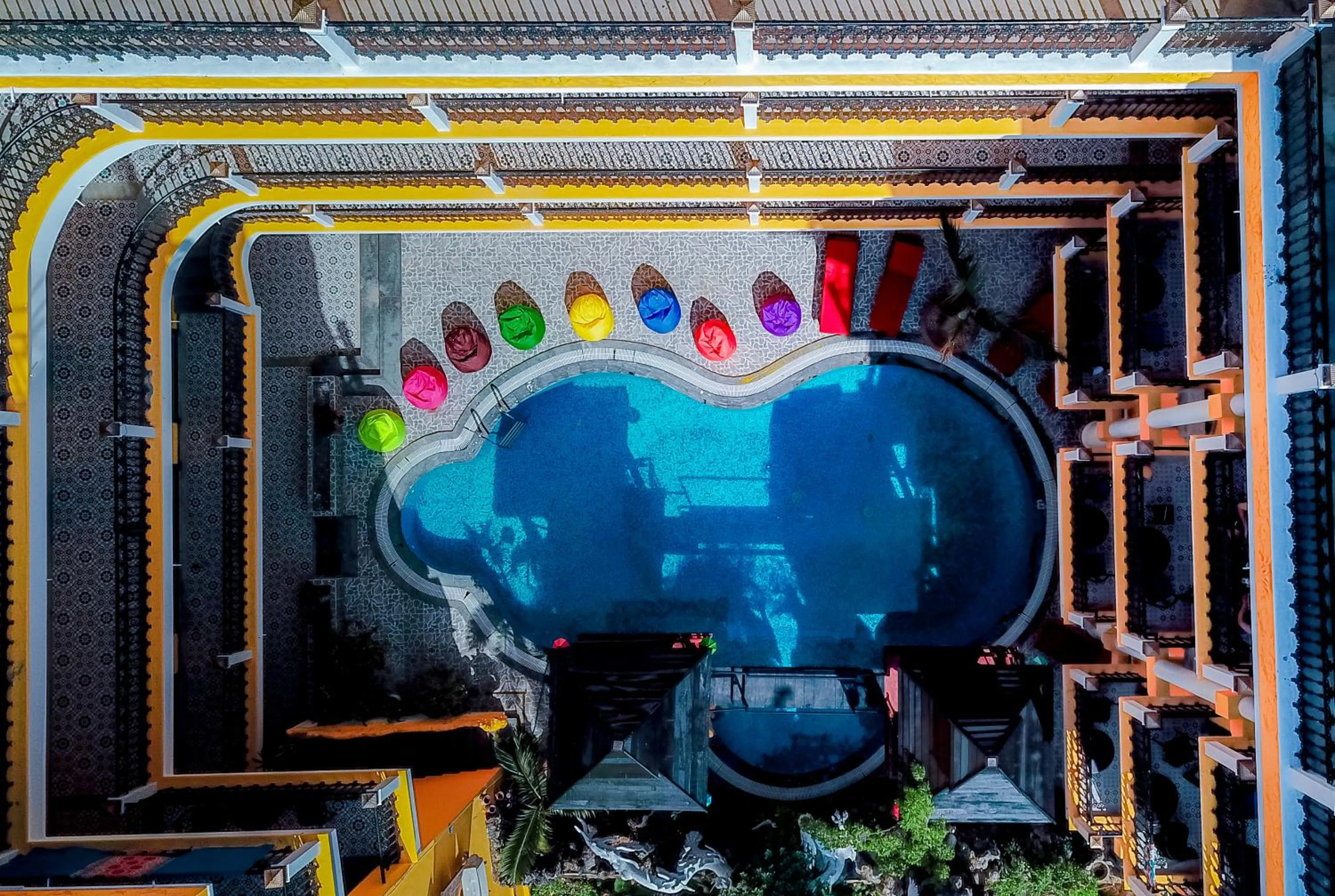 Pool view in iHome Hoi An