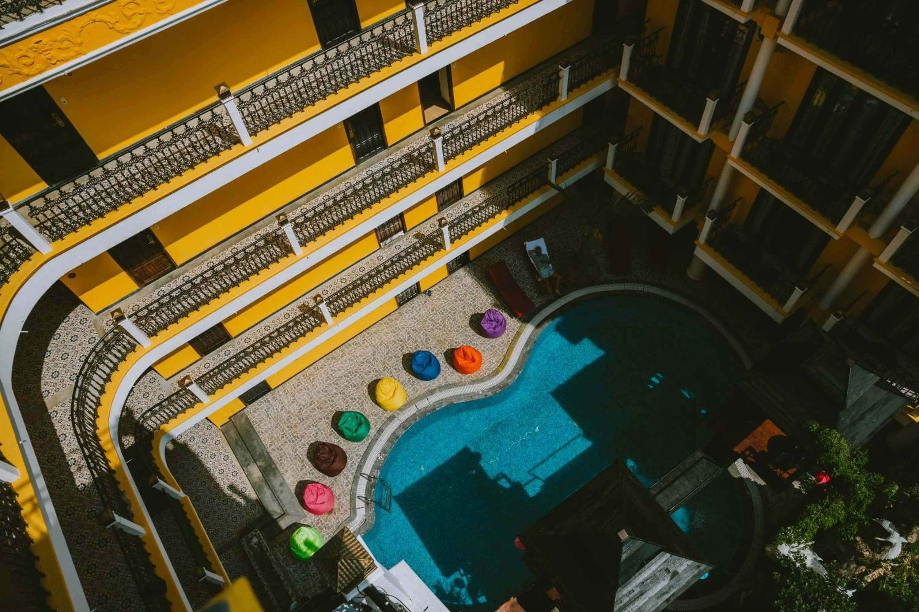 Pool view in iHome Hoi An