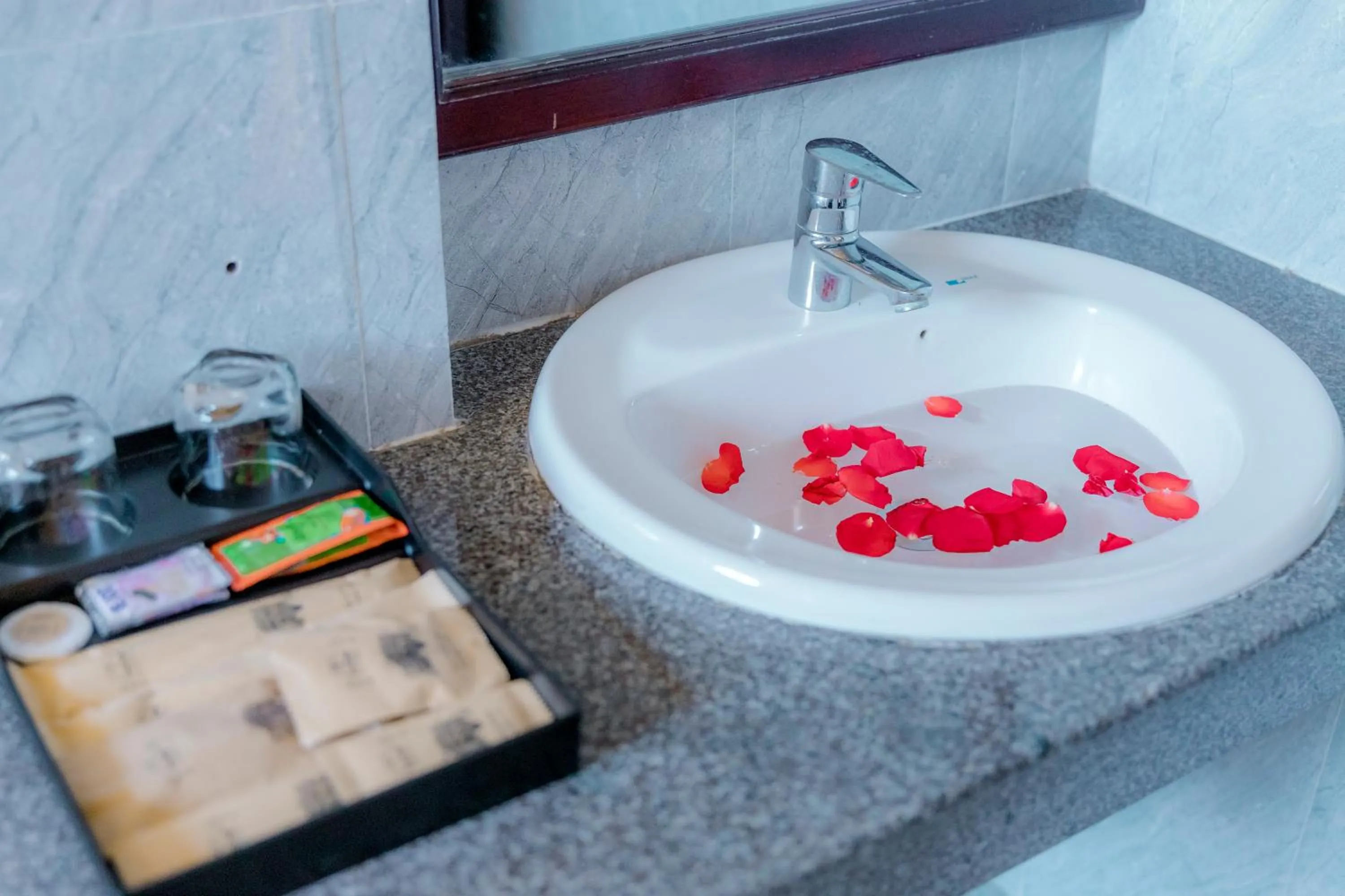 Shower in iHome Hoi An