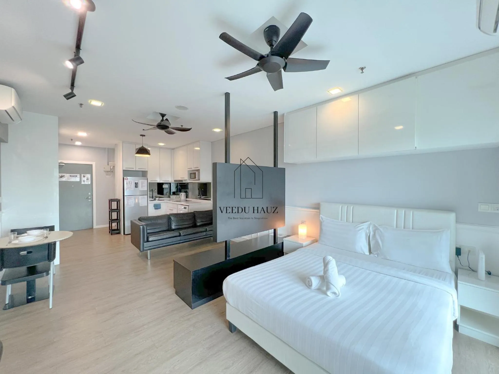 Bedroom, Bed in Mercu Summer Suites KLCC by Veedu Hauz