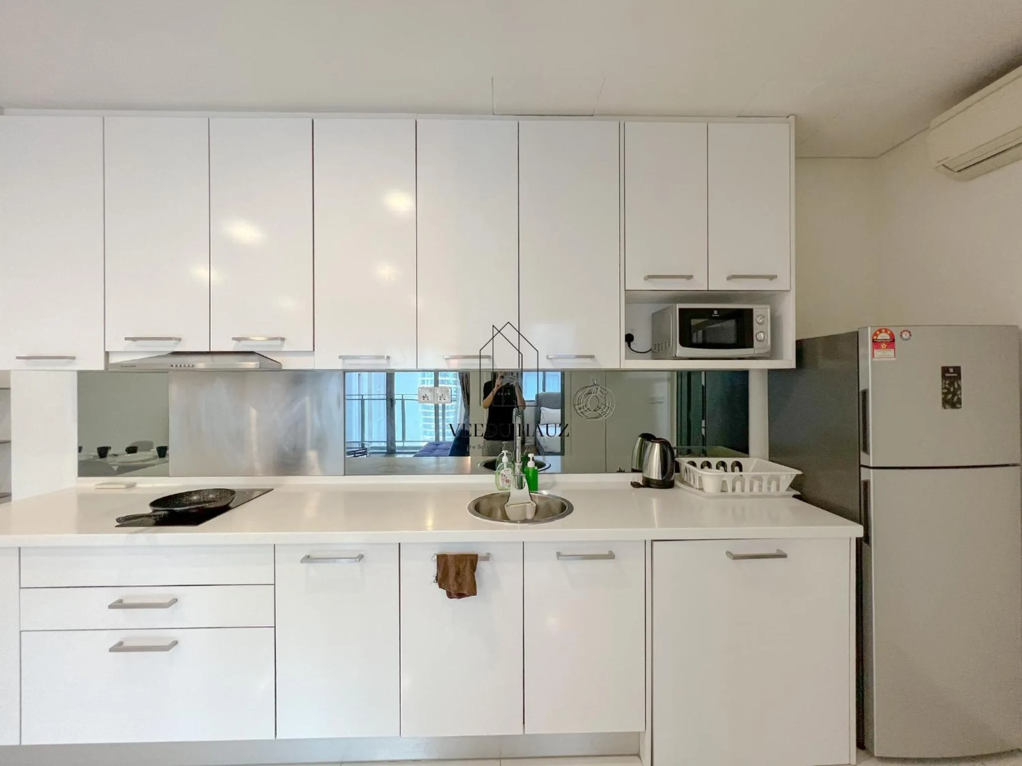 Kitchen or kitchenette in Mercu Summer Suites KLCC by Veedu Hauz