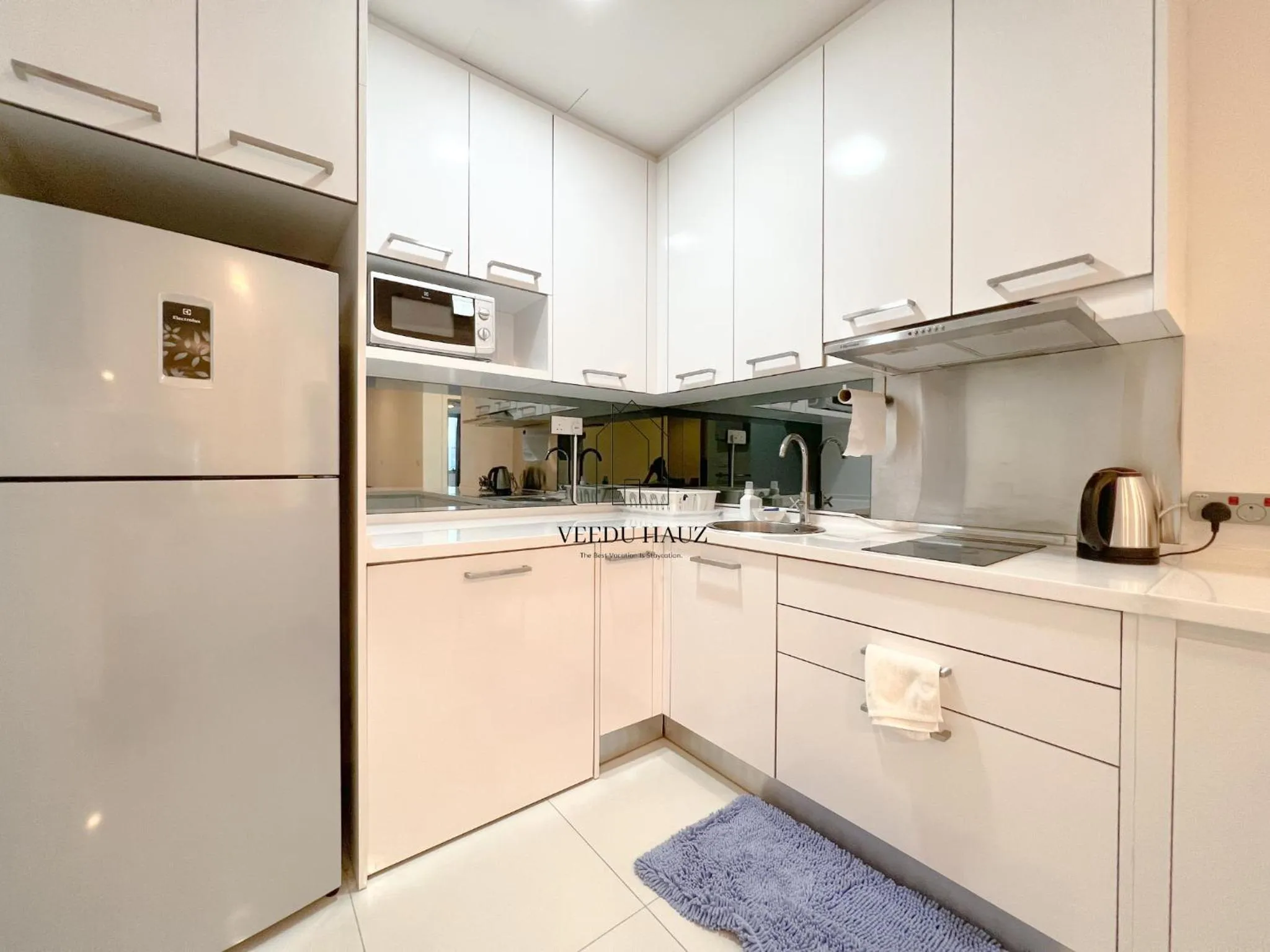 Kitchen or kitchenette in Mercu Summer Suites KLCC by Veedu Hauz