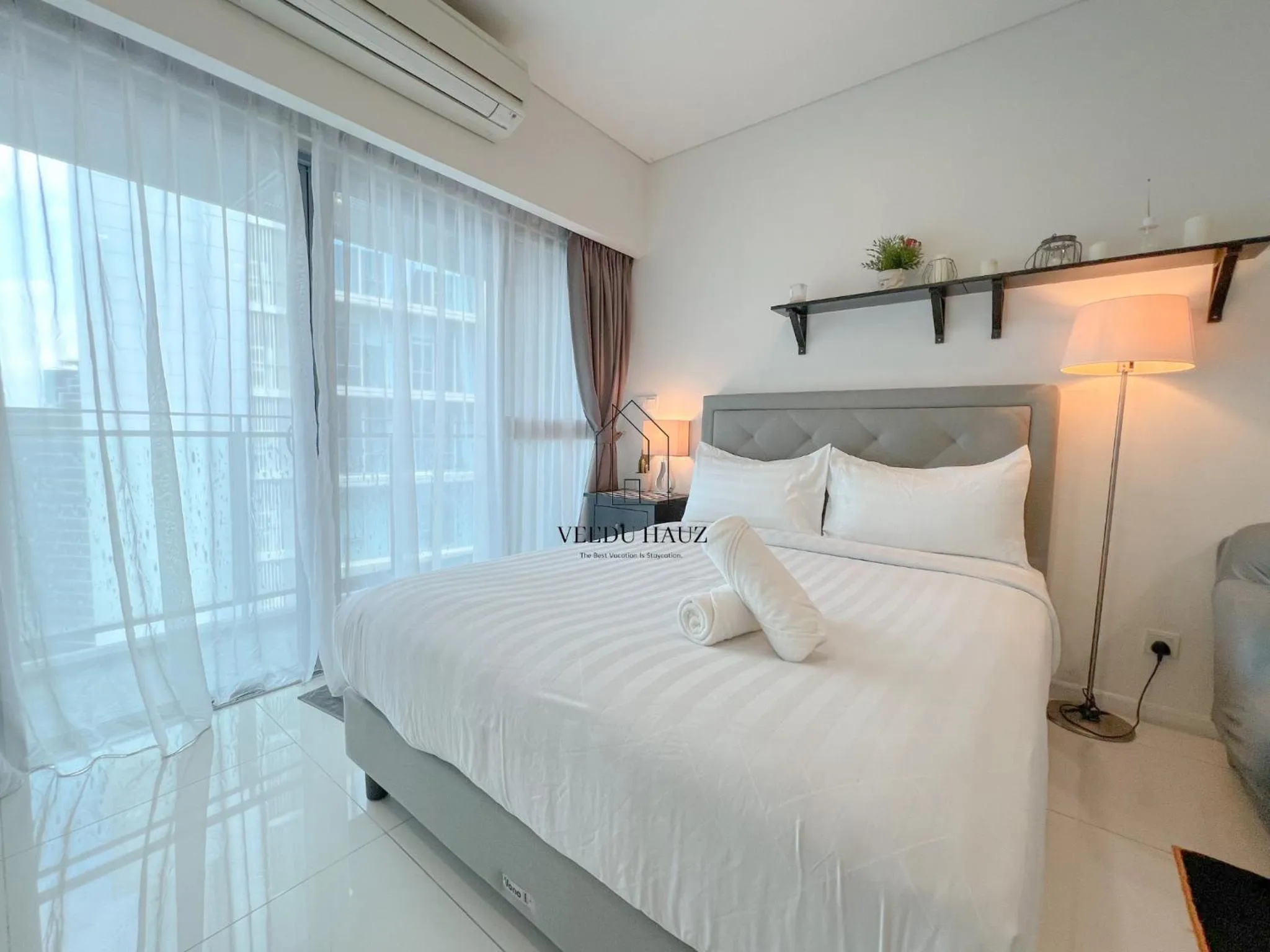 Bed in Mercu Summer Suites KLCC by Veedu Hauz