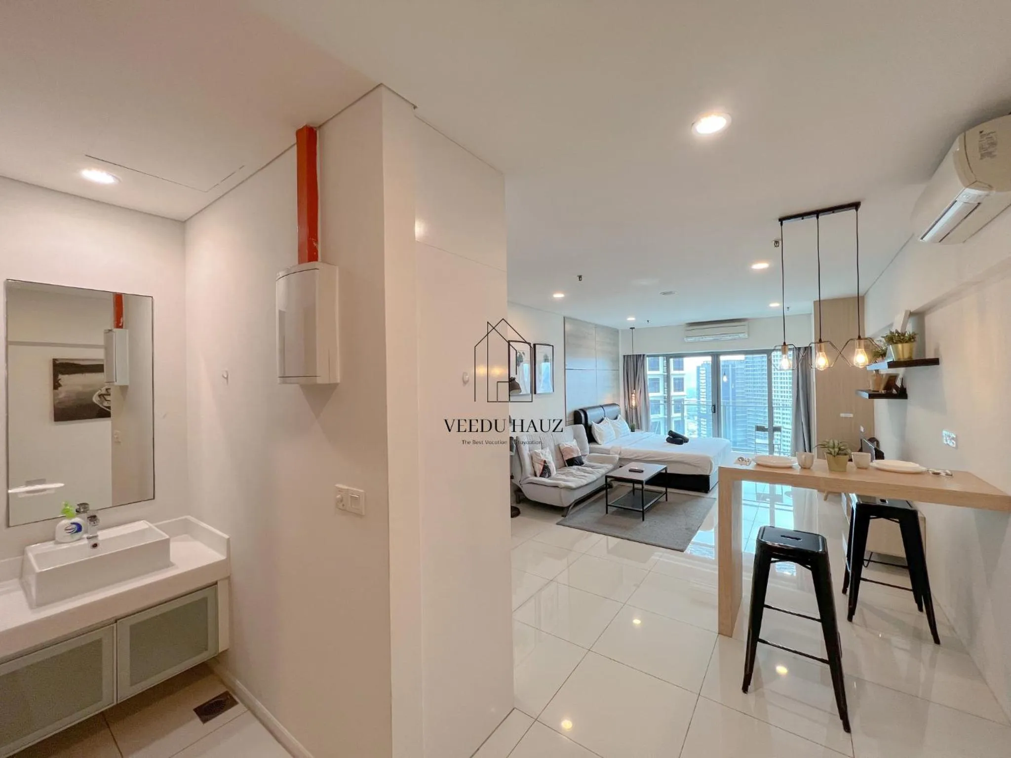 Photo of the whole room in Mercu Summer Suites KLCC by Veedu Hauz