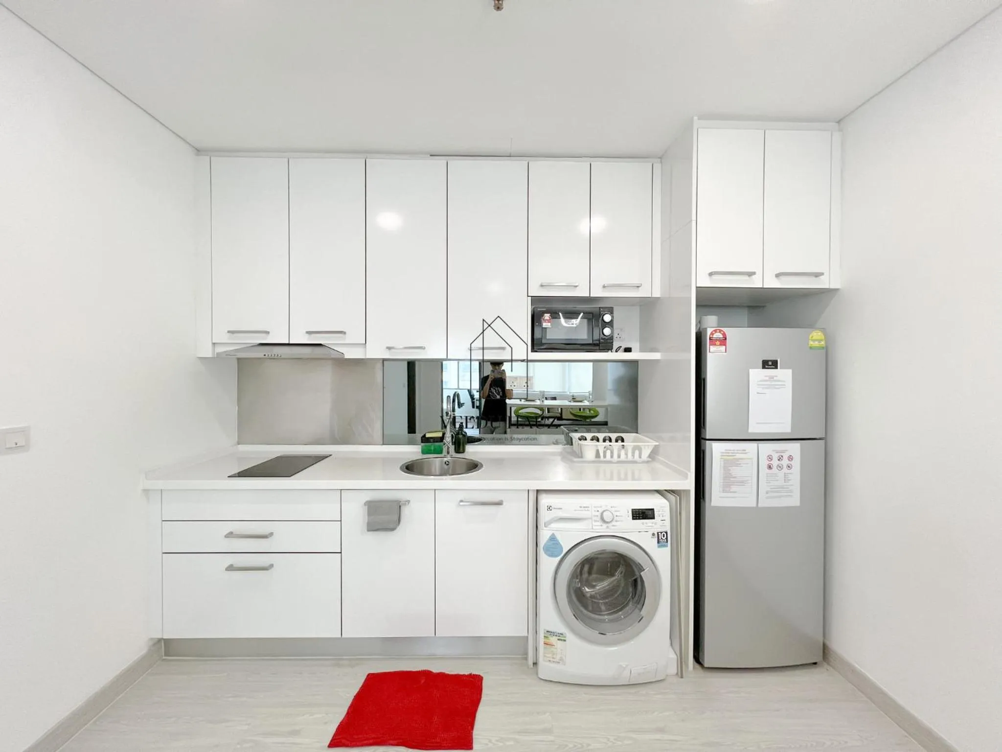 Kitchen or kitchenette in Mercu Summer Suites KLCC by Veedu Hauz