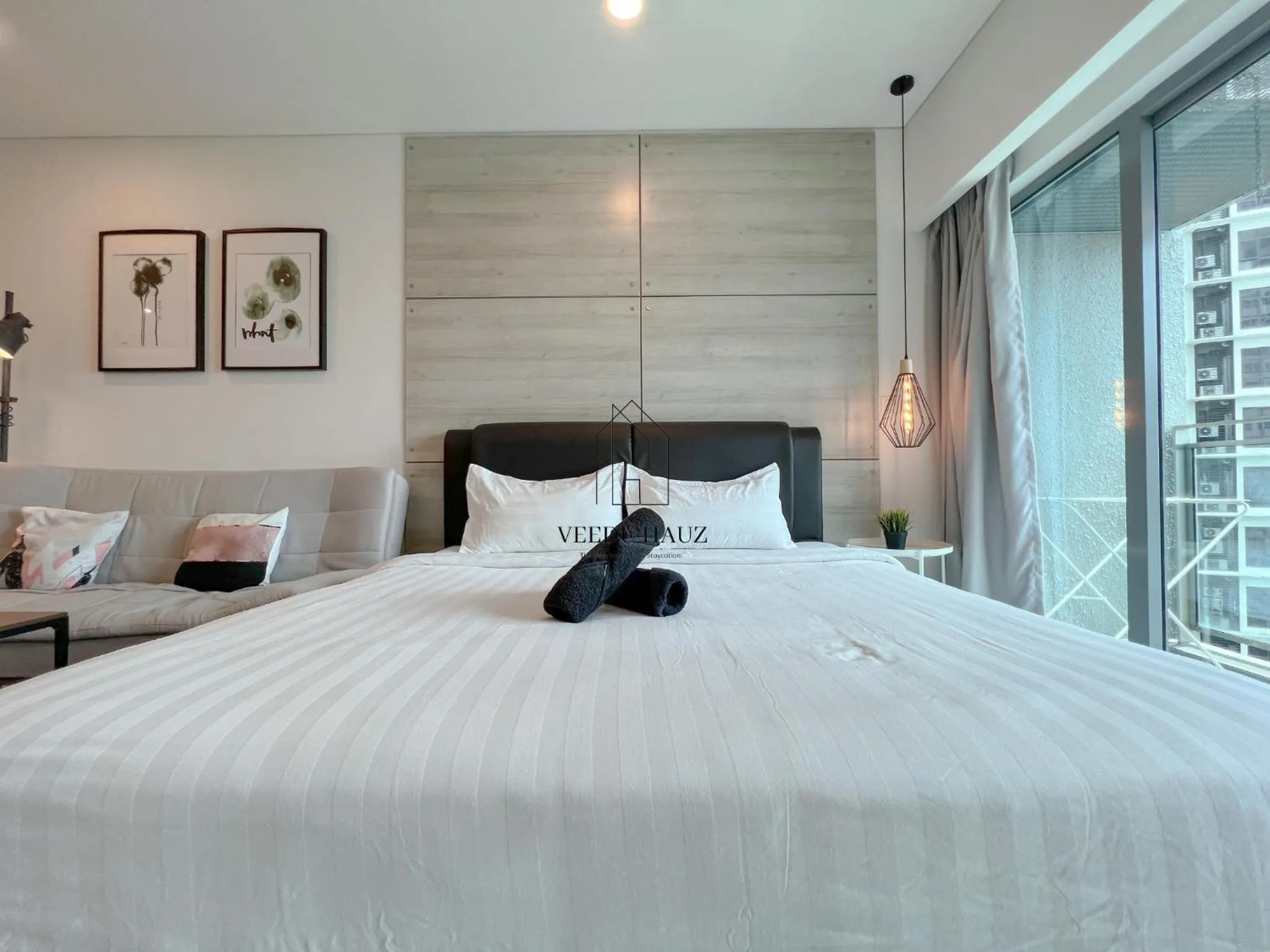 Photo of the whole room, Bed in Mercu Summer Suites KLCC by Veedu Hauz