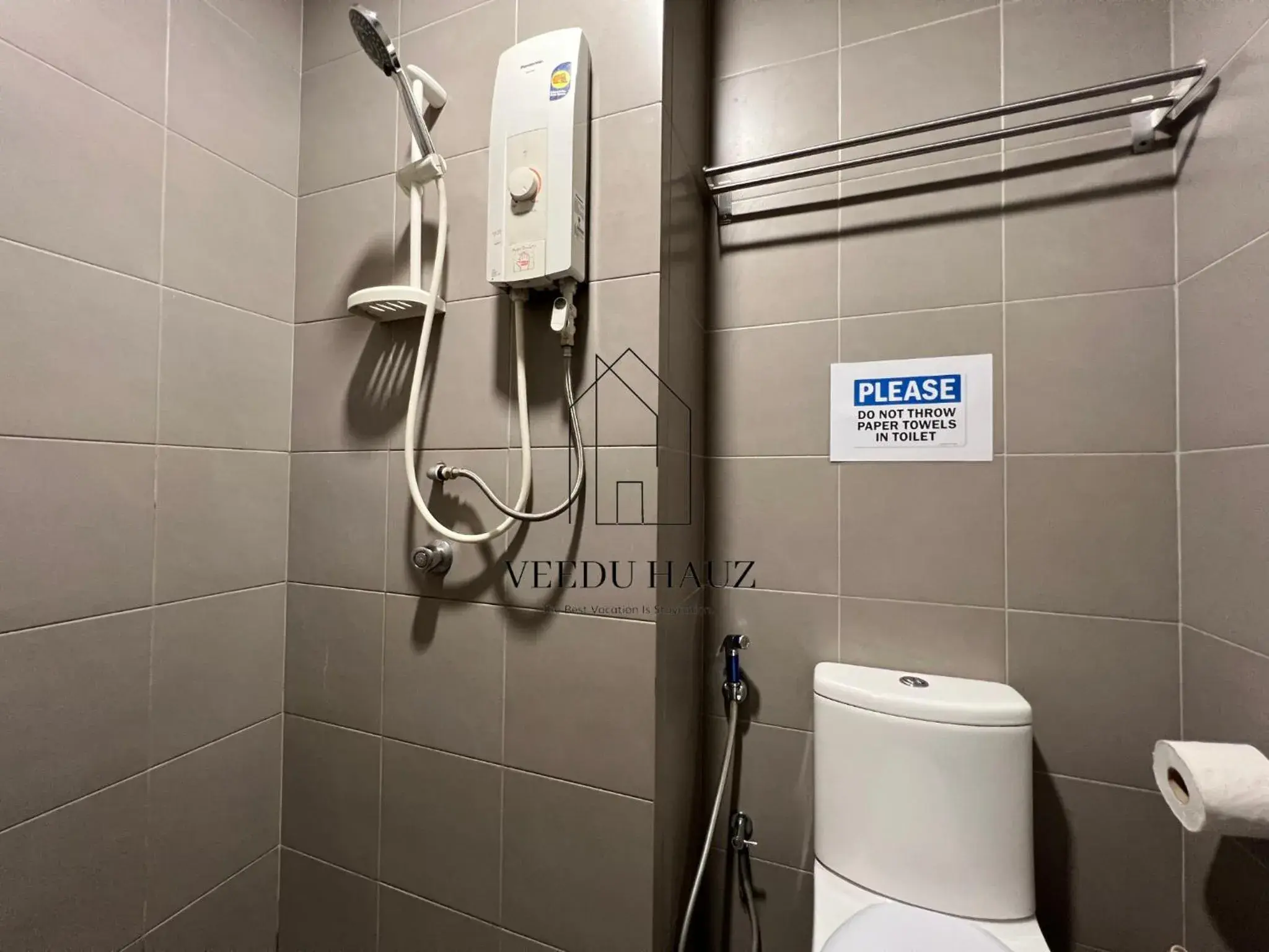 Shower in Mercu Summer Suites KLCC by Veedu Hauz Shower in Mercu Summer Suites KLCC by Veedu Hauz