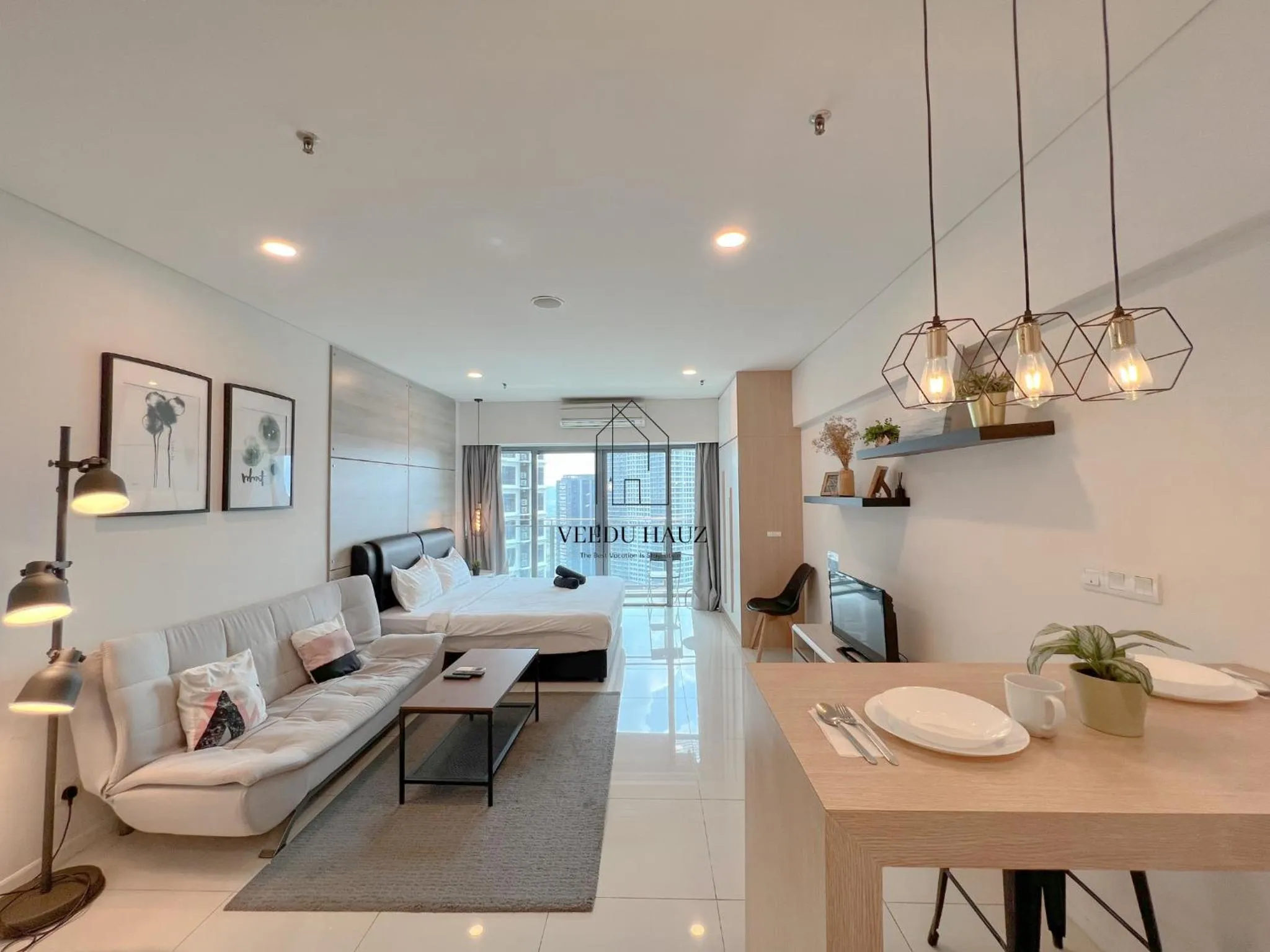 Living room in Mercu Summer Suites KLCC by Veedu Hauz